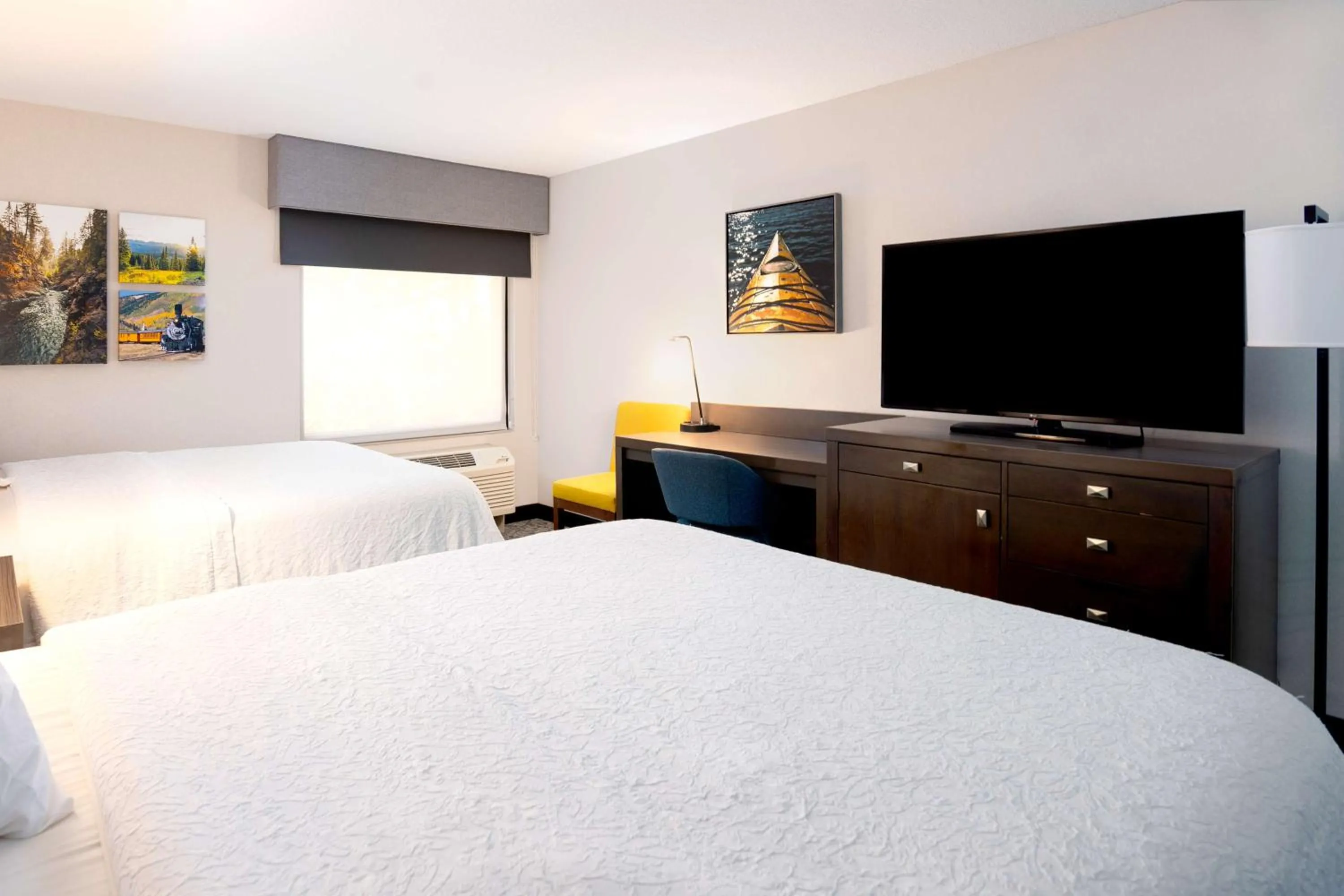 Bed in Hampton Inn Durango