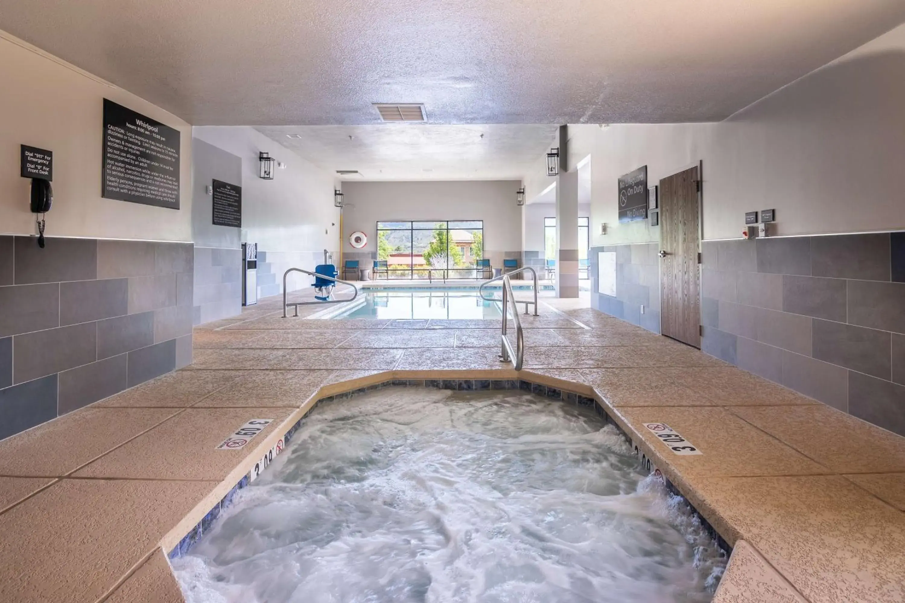 Pool view in Hampton Inn Durango Pool view in Hampton Inn Durango