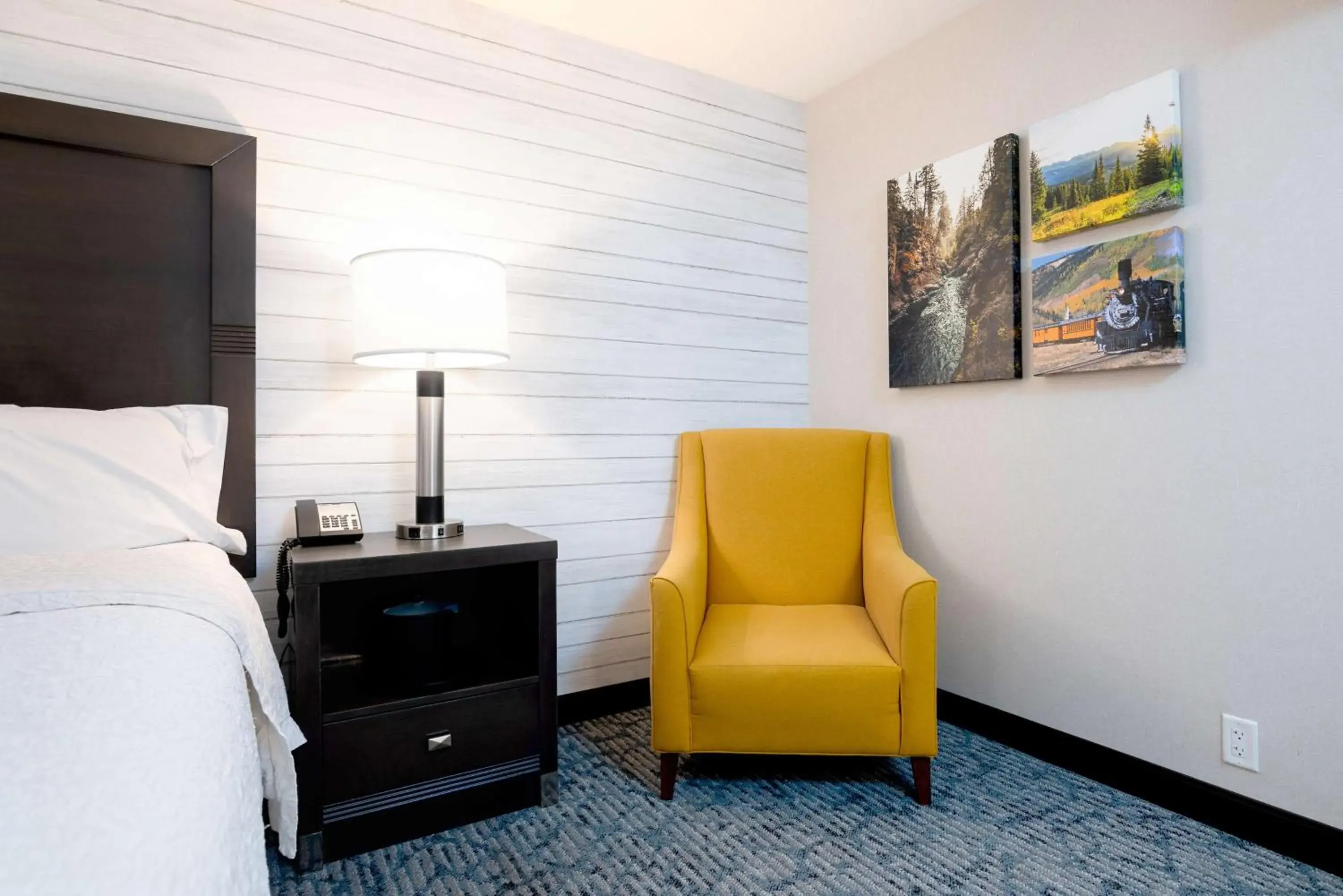 Queen Room with Two Queen Beds - Hearing Access/Non-Smoking in Hampton Inn Durango Queen Room with Two Queen Beds - Hearing Access/Non-Smoking in Hampton Inn Durango