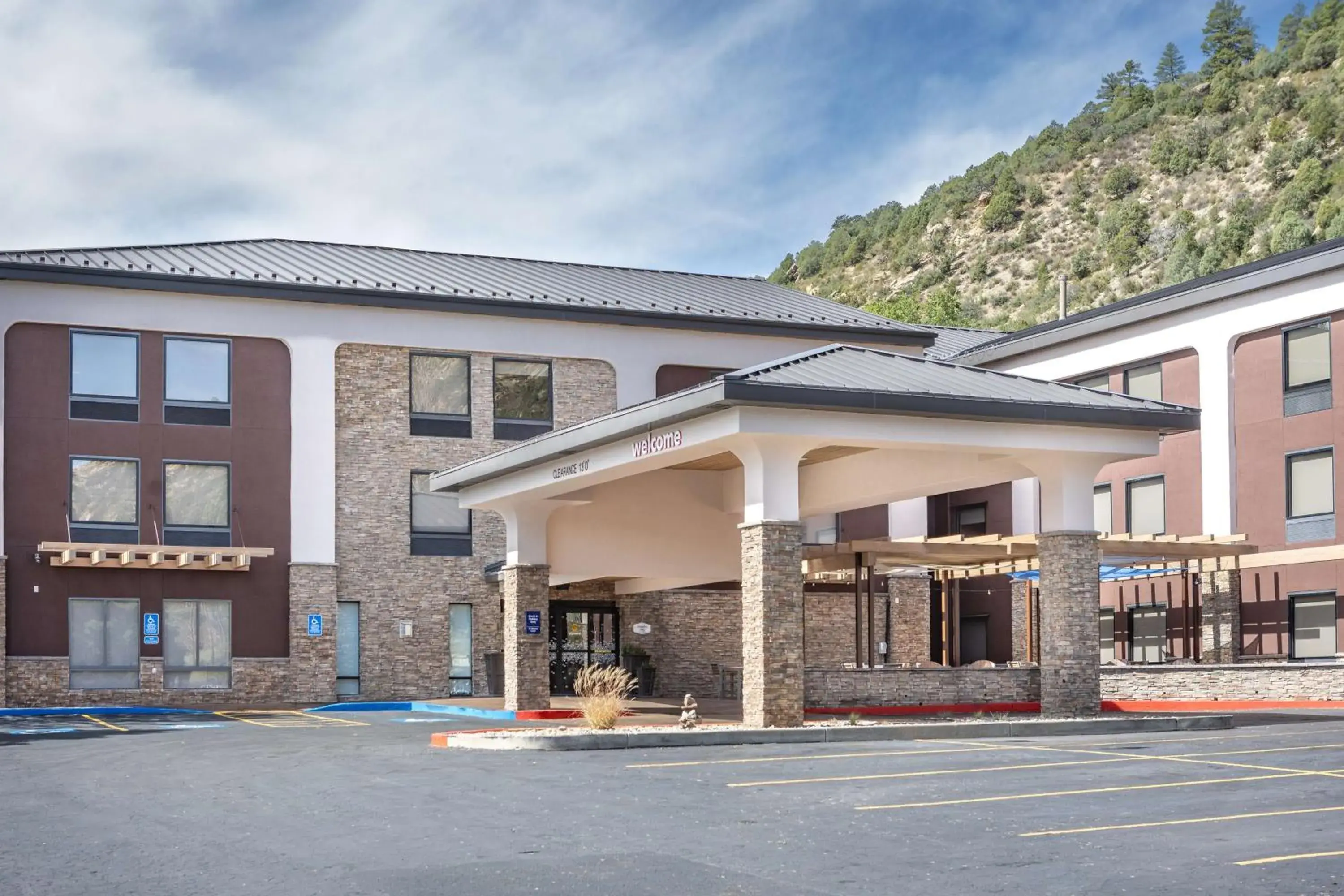 Property building in Hampton Inn Durango Property building in Hampton Inn Durango