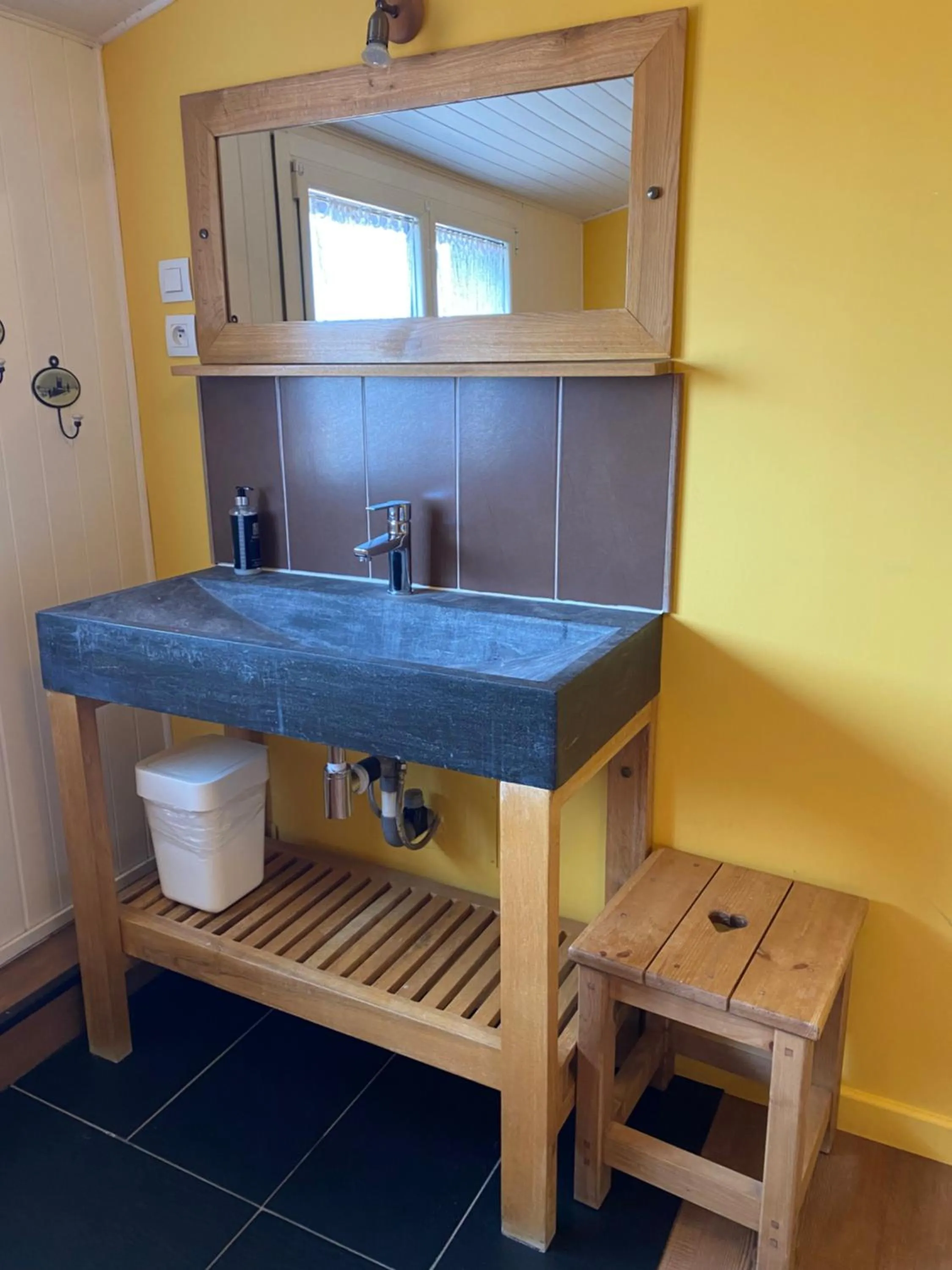 Bedroom in Hôtel du Château