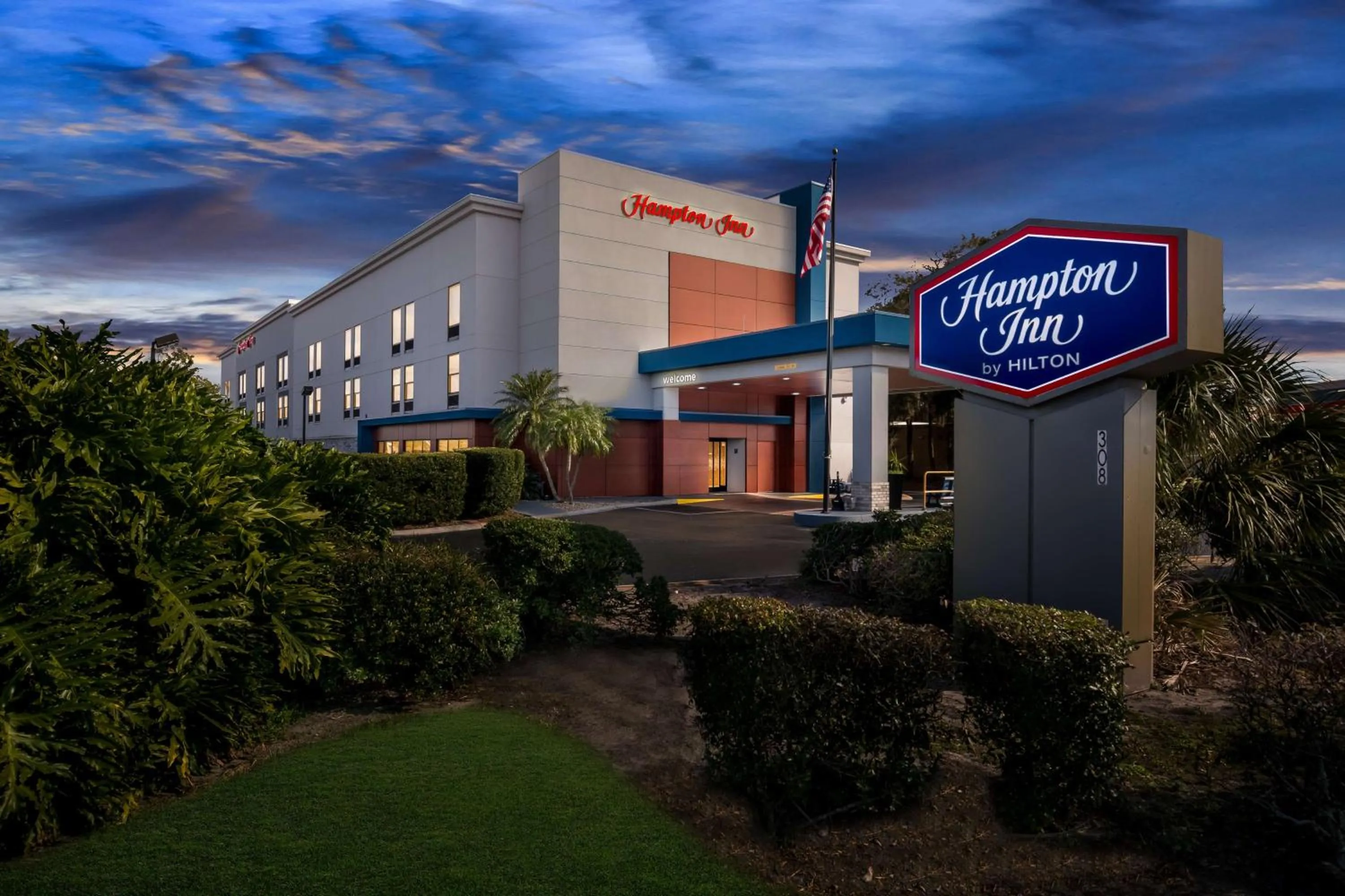 Property building in Hampton Inn Debary-Deltona