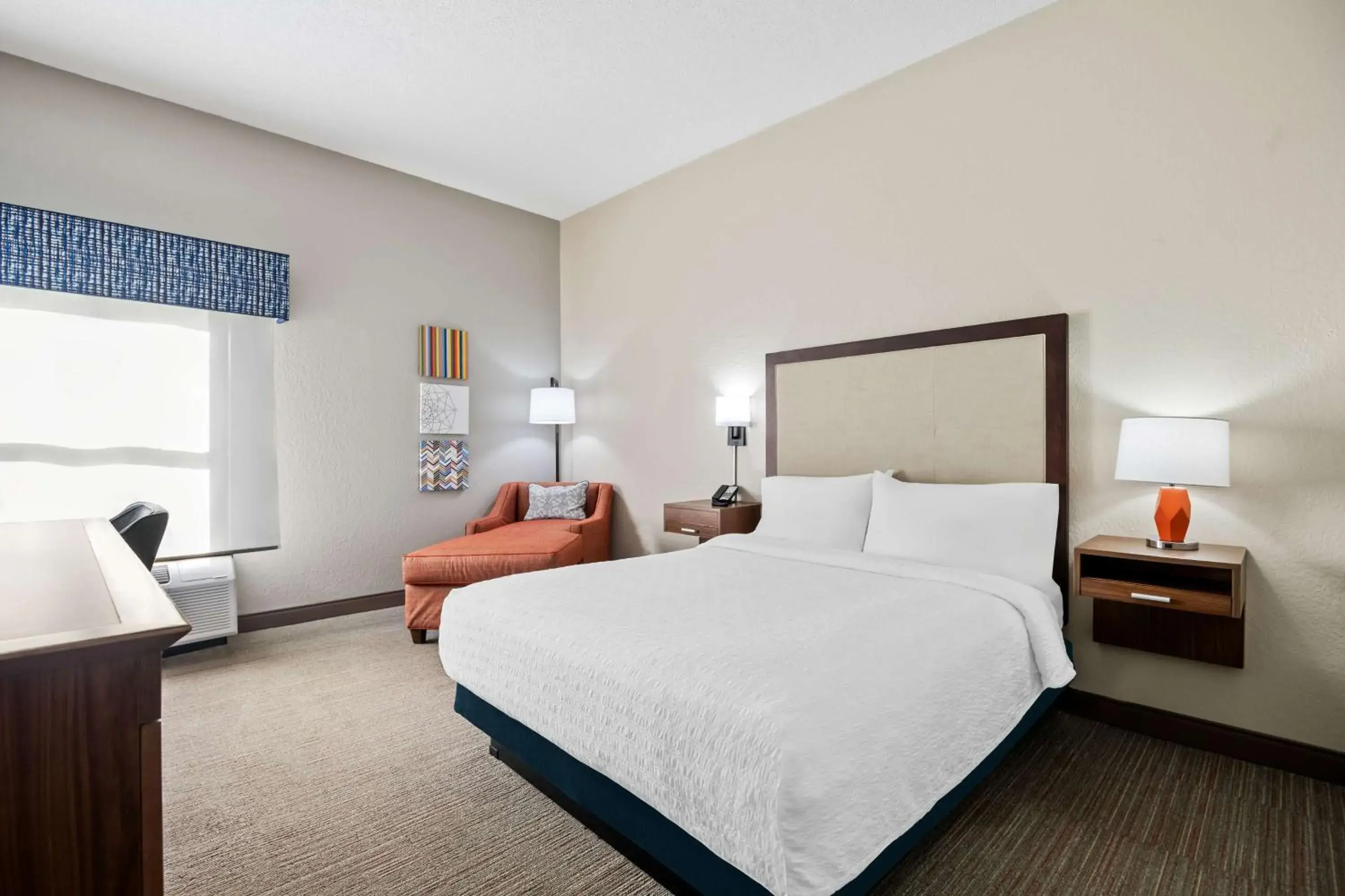 Bed in Hampton Inn Debary-Deltona Bed in Hampton Inn Debary-Deltona