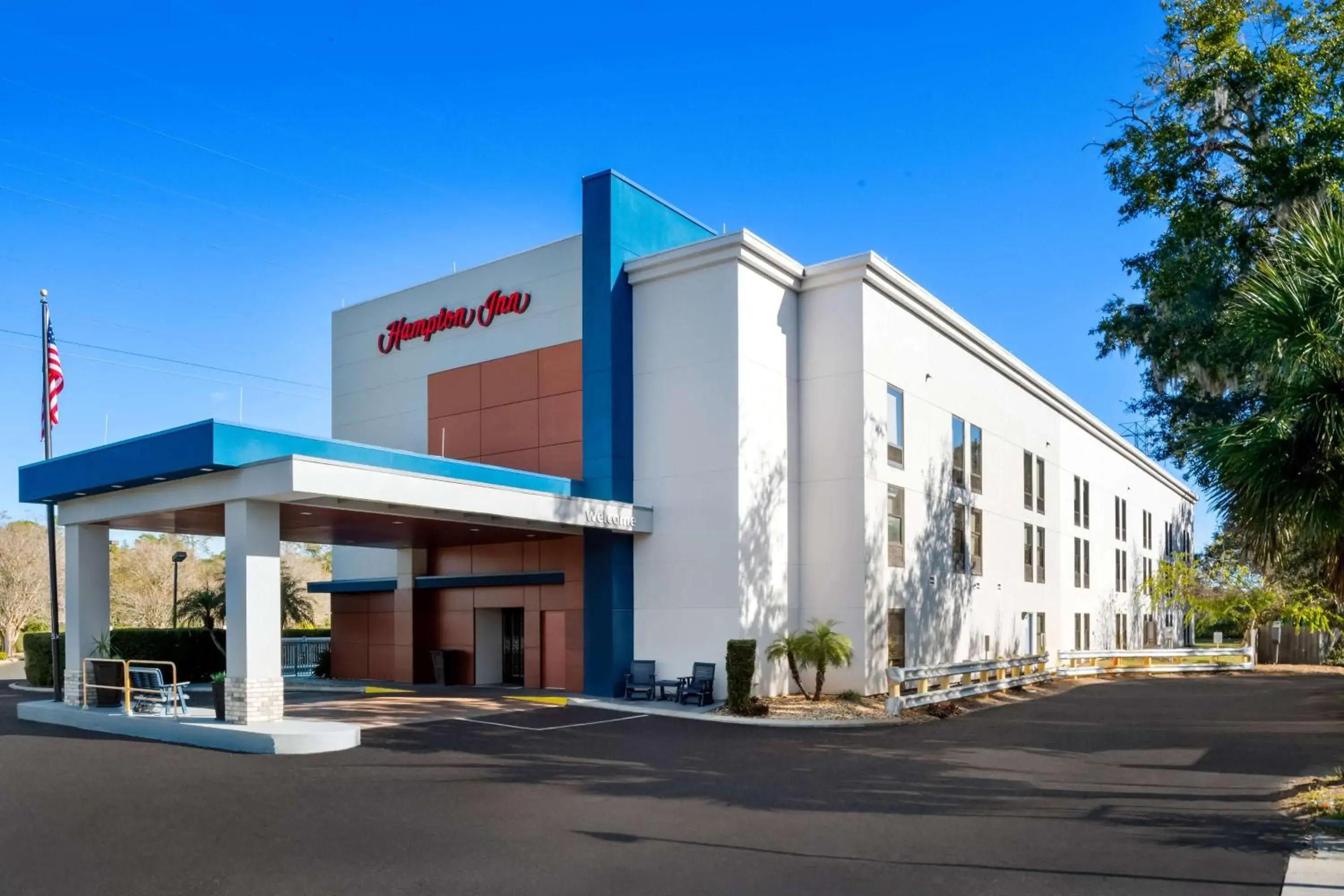 Property building in Hampton Inn Debary-Deltona Property building in Hampton Inn Debary-Deltona