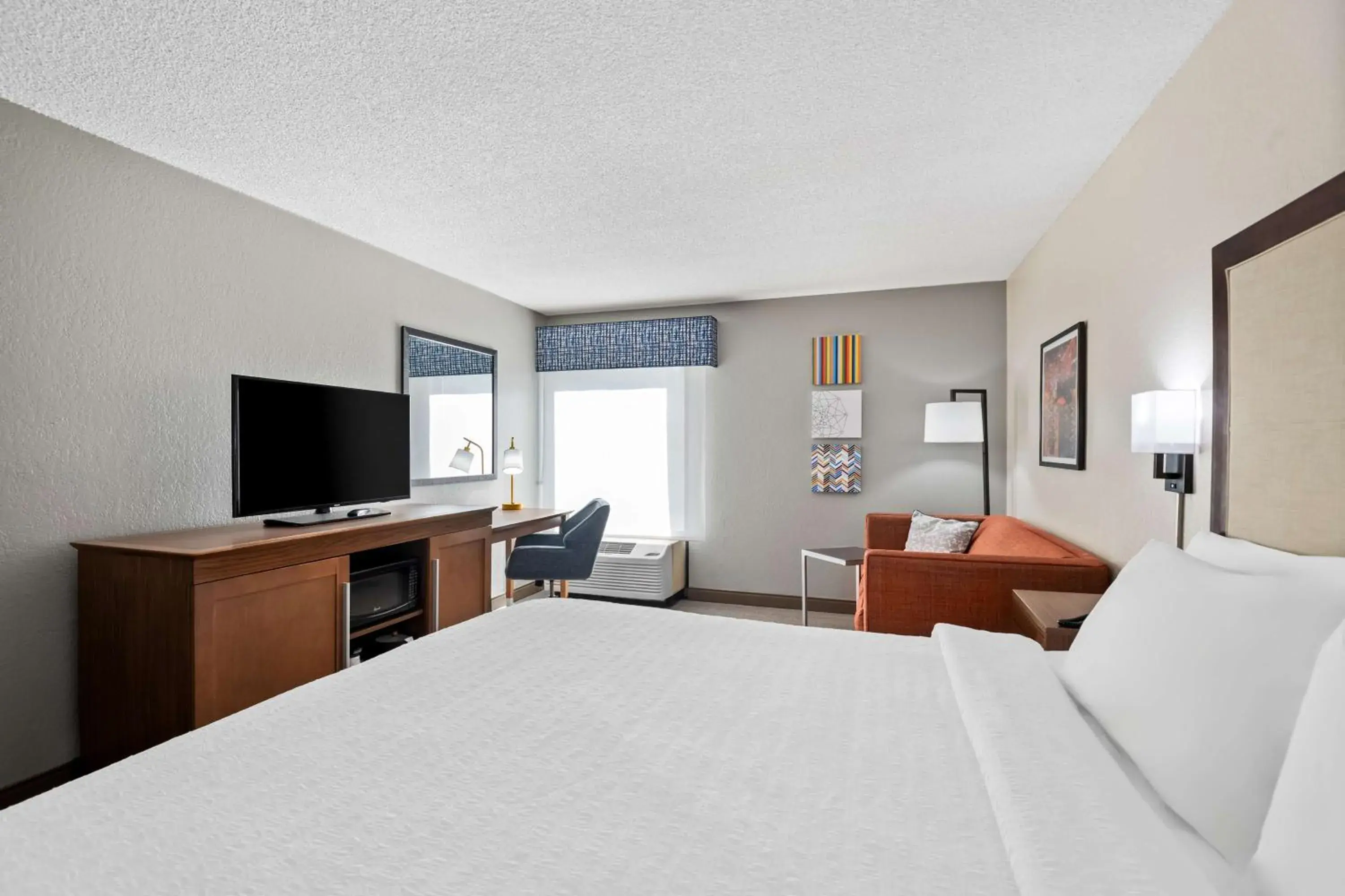 Bedroom, Bed in Hampton Inn Debary-Deltona Bedroom, Bed in Hampton Inn Debary-Deltona
