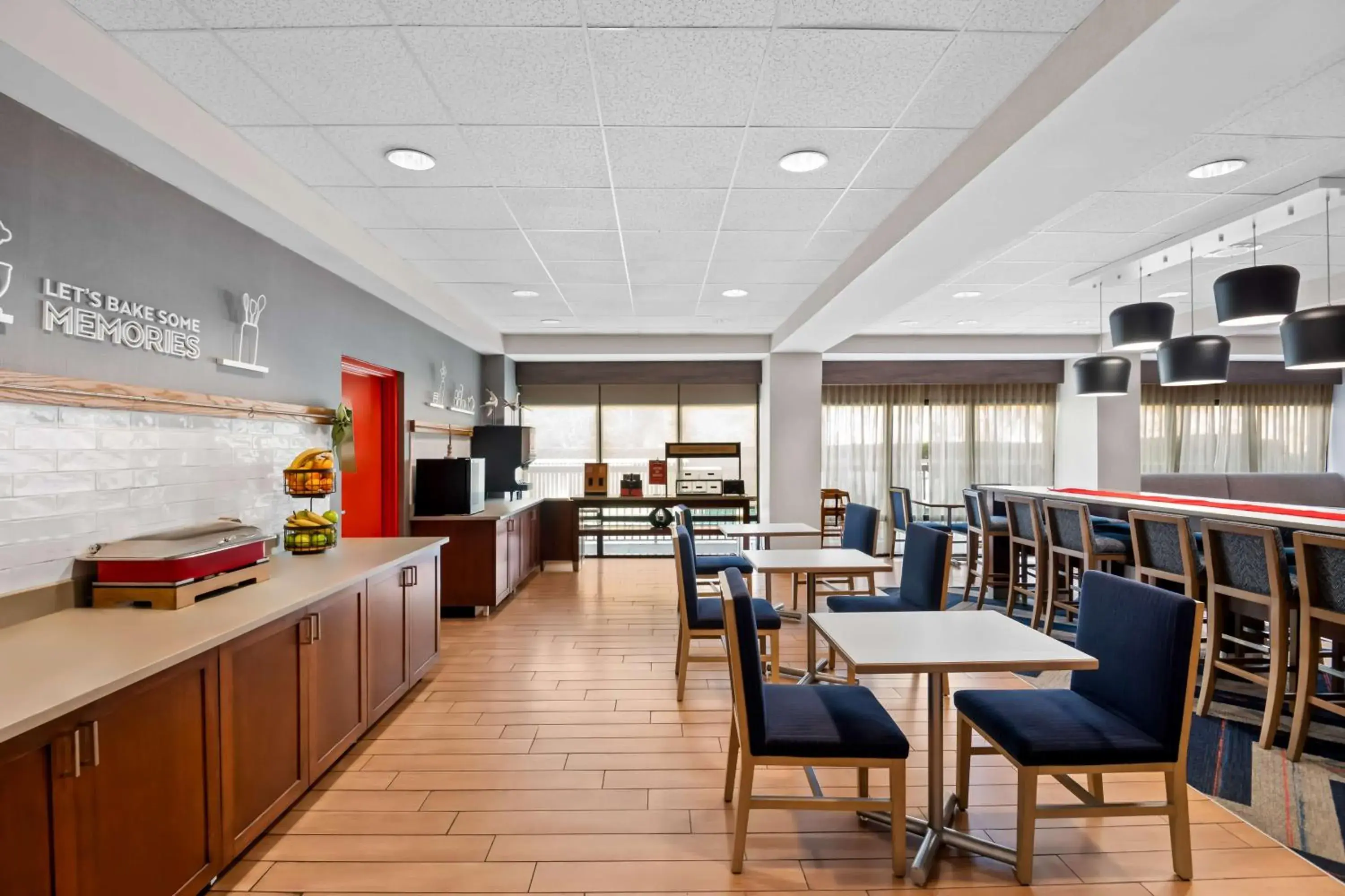 Breakfast in Hampton Inn Debary-Deltona Breakfast in Hampton Inn Debary-Deltona