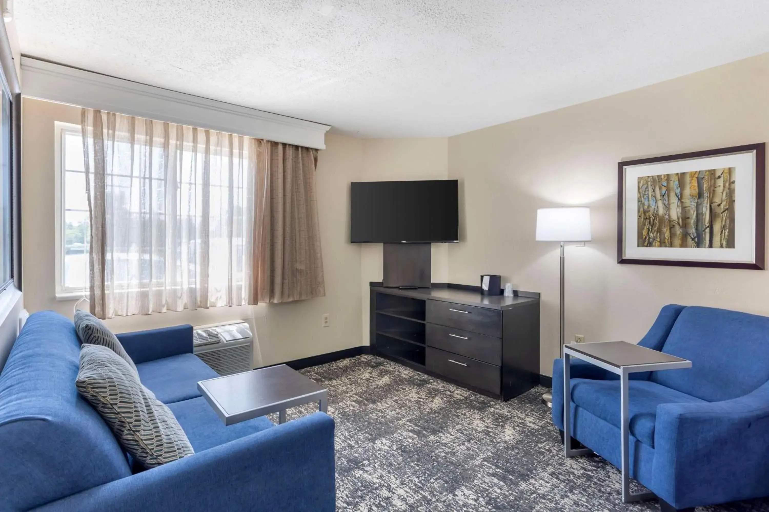 Bedroom in Executive Residency by Best Western Philadelphia-Willow Grove Bedroom in Executive Residency by Best Western Philadelphia-Willow Grove