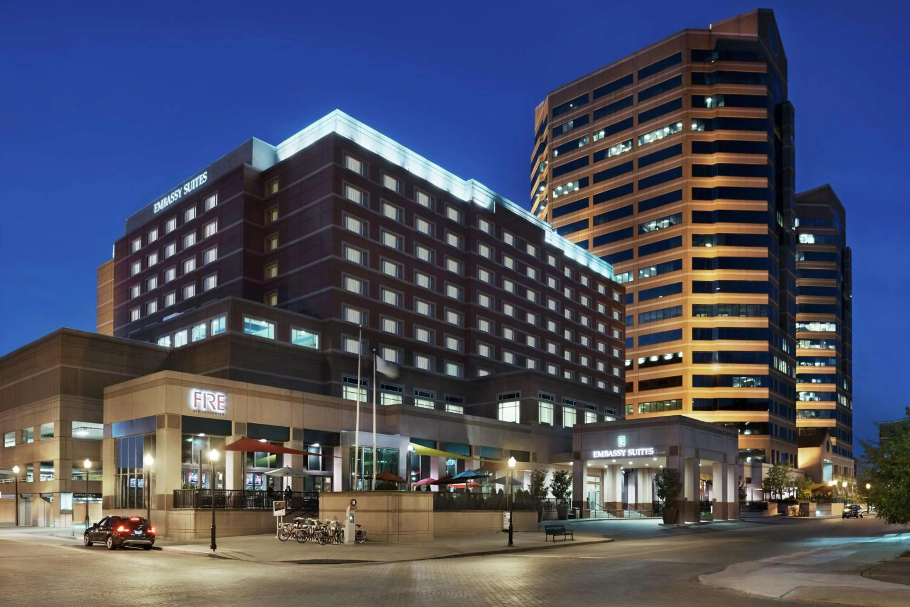 Property building in Embassy Suites Cincinnati - RiverCenter