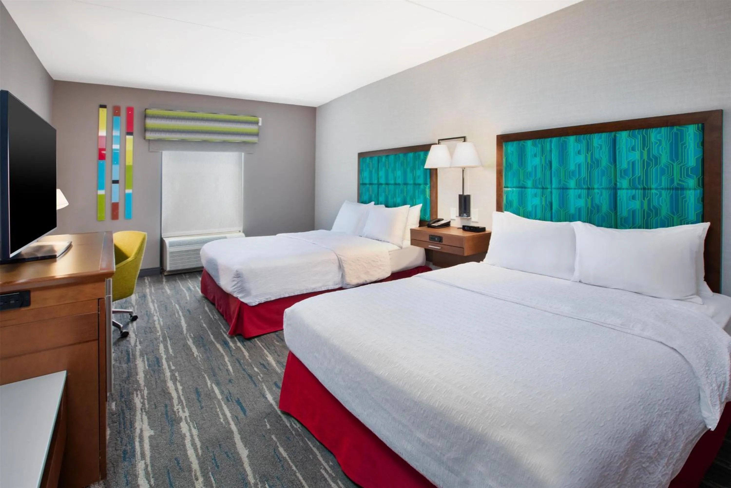 Bed in Hampton Inn Coventry-Warwick Area