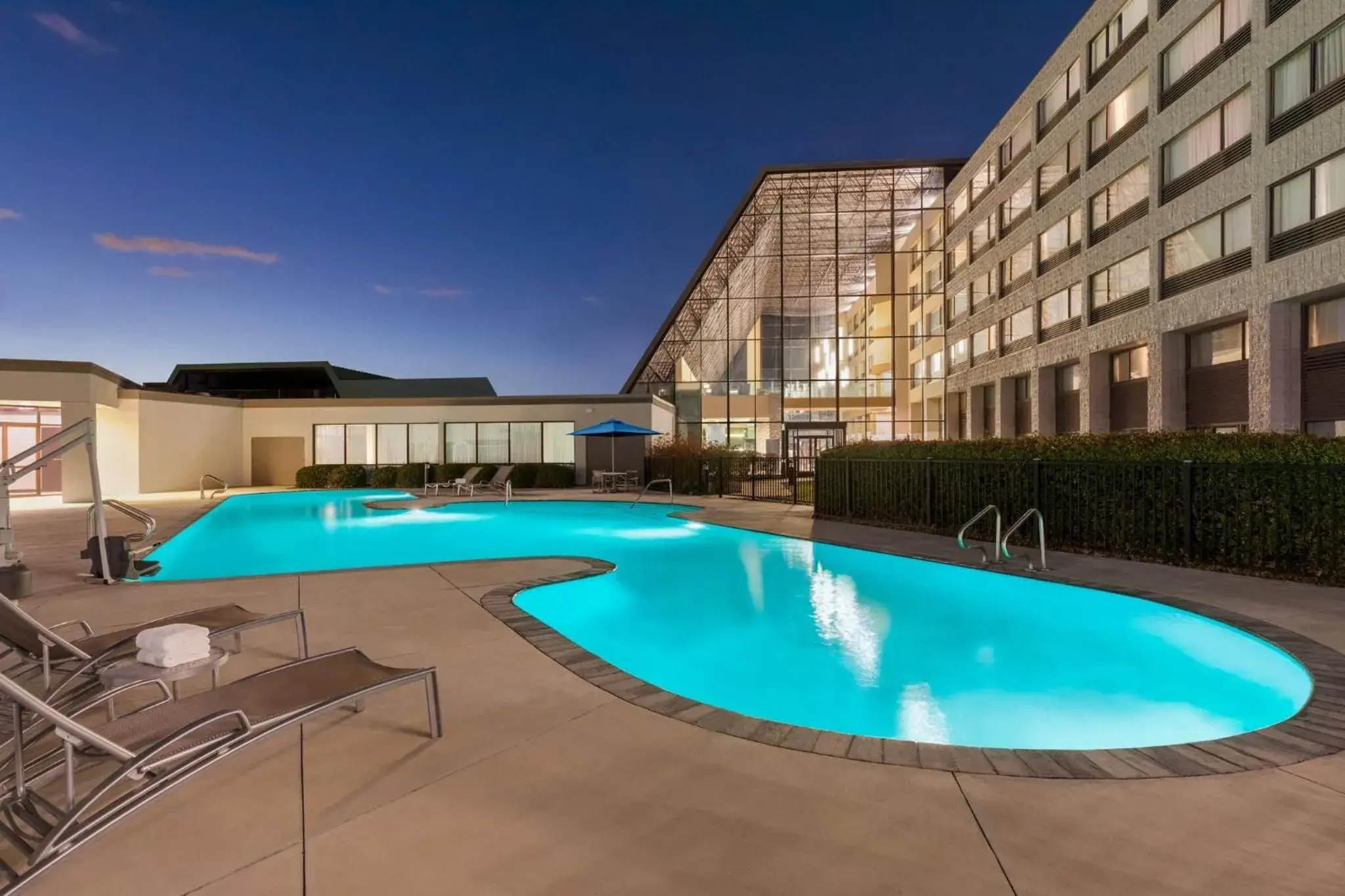 Swimming pool in Holiday Inn Virginia Beach - Norfolk by IHG Swimming pool in Holiday Inn Virginia Beach - Norfolk by IHG