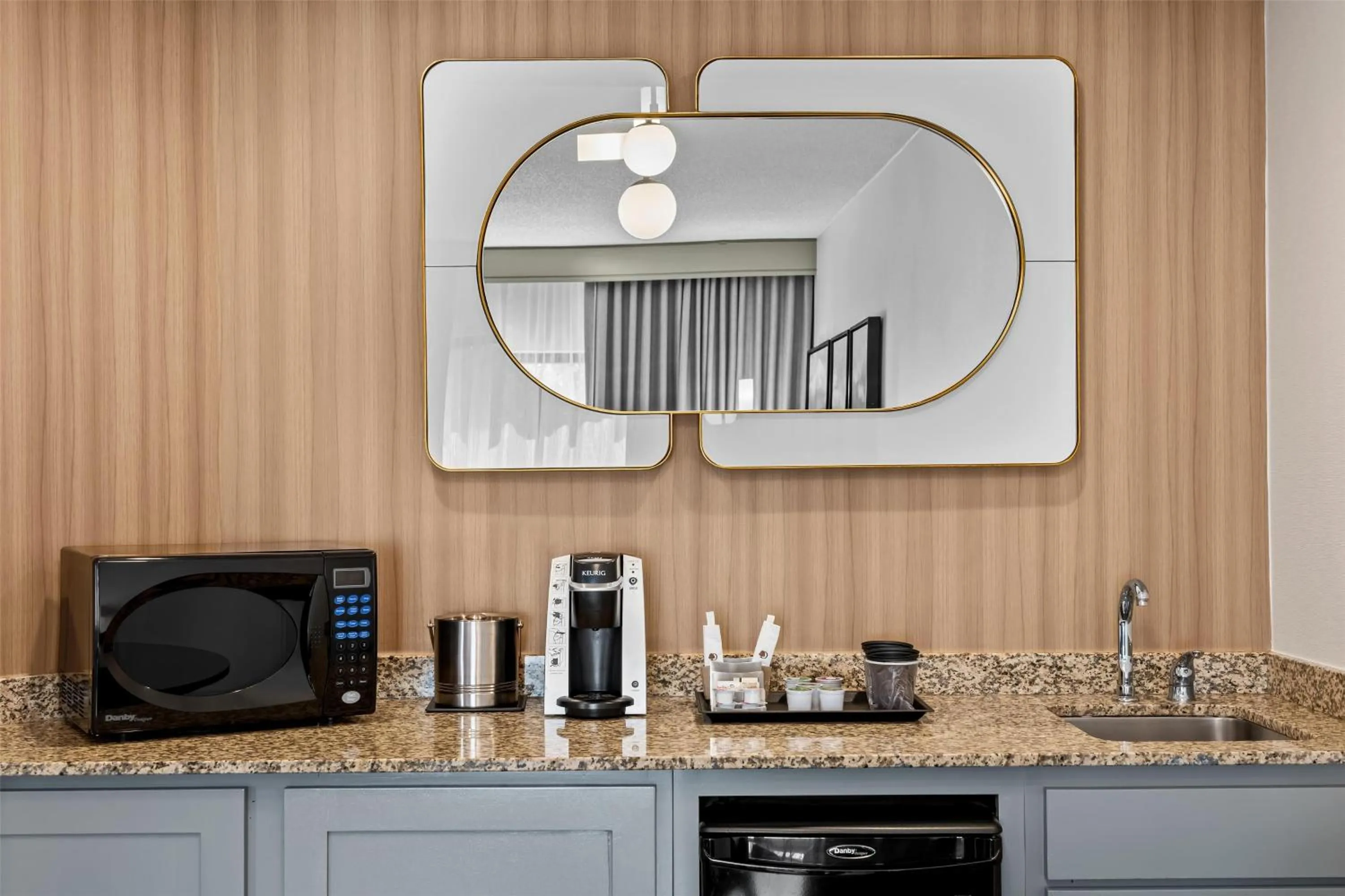 Photo of the whole room in DoubleTree Suites by Hilton Raleigh-Durham