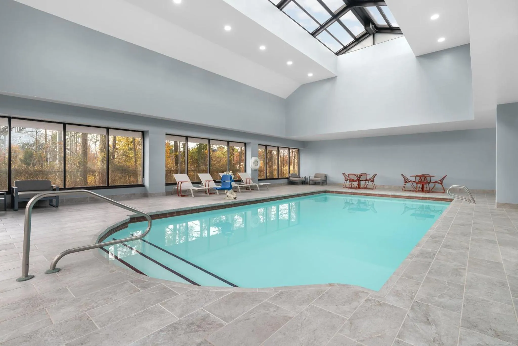 Swimming pool in Crowne Plaza Virginia Beach Town Center by IHG