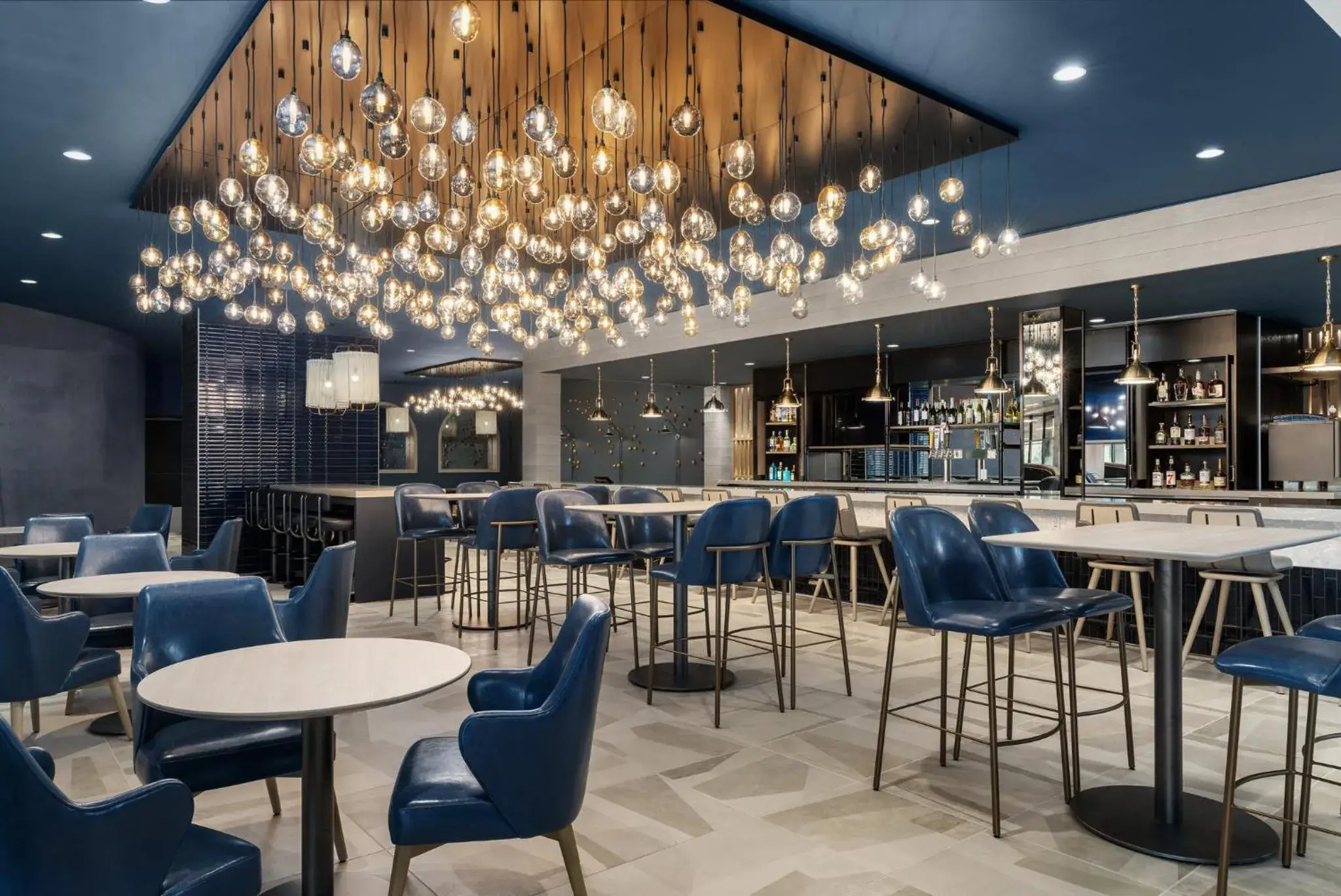 Restaurant/places to eat in Crowne Plaza Virginia Beach Town Center by IHG Restaurant/places to eat in Crowne Plaza Virginia Beach Town Center by IHG