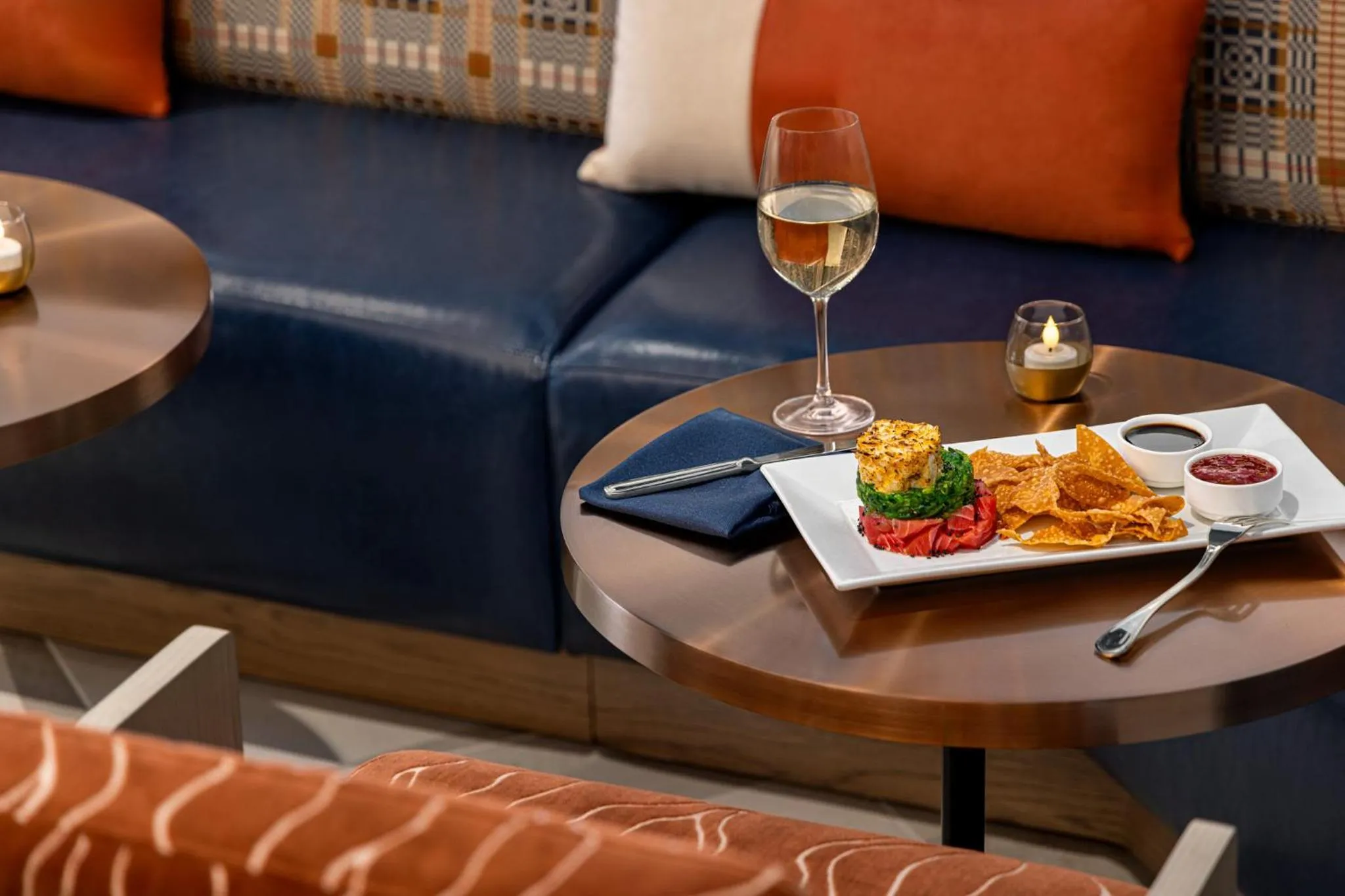 Restaurant/places to eat in Crowne Plaza Virginia Beach Town Center by IHG