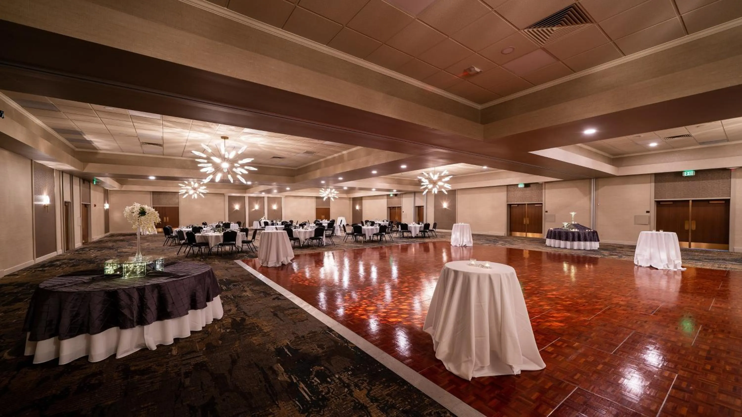 Banquet/Function facilities in Holiday Inn Cleveland - South Independence by IHG