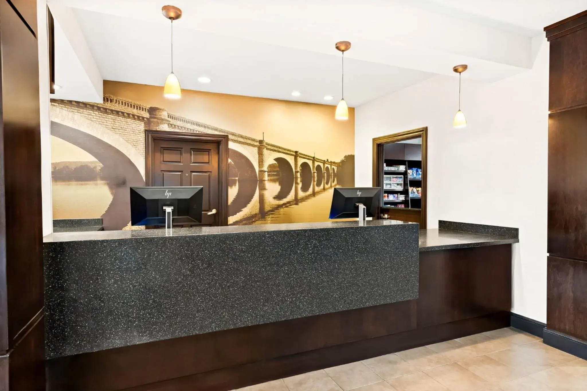 Property building in Staybridge Suites - Cincinnati North by IHG Property building in Staybridge Suites - Cincinnati North by IHG