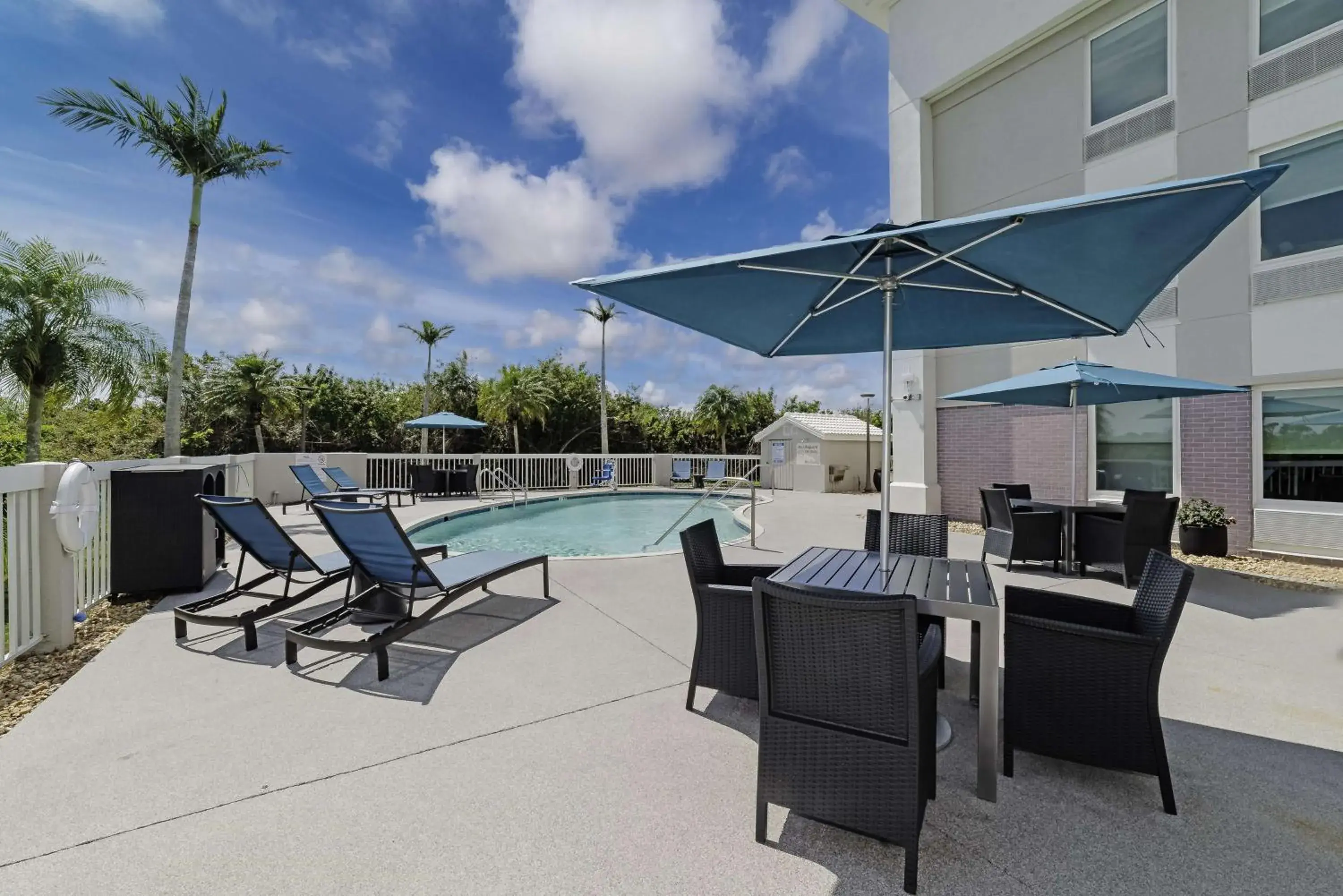 Pool view, Swimming Pool in Hampton Inn By Hilton Port Charlotte