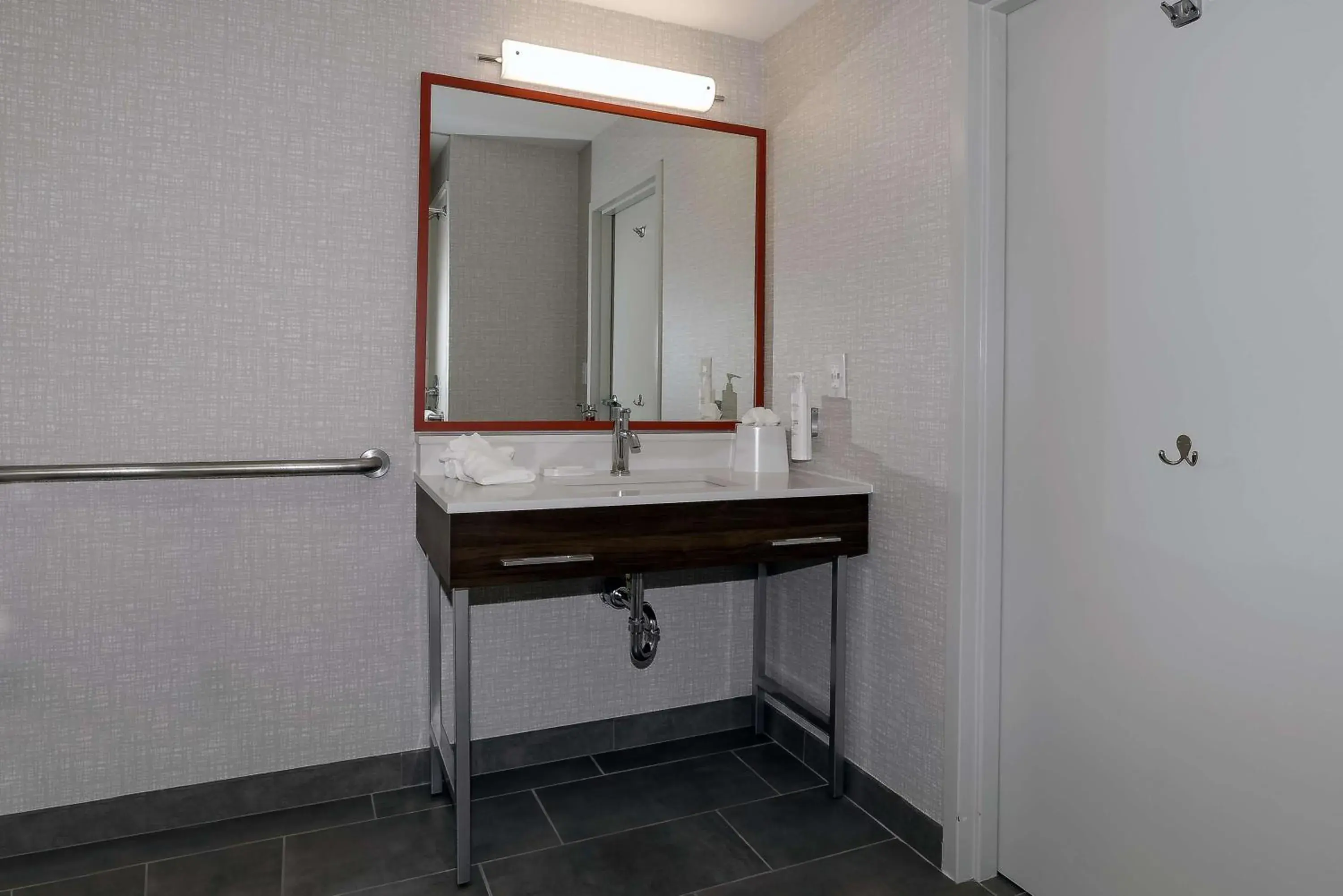 Bathroom in Hampton Inn By Hilton Port Charlotte