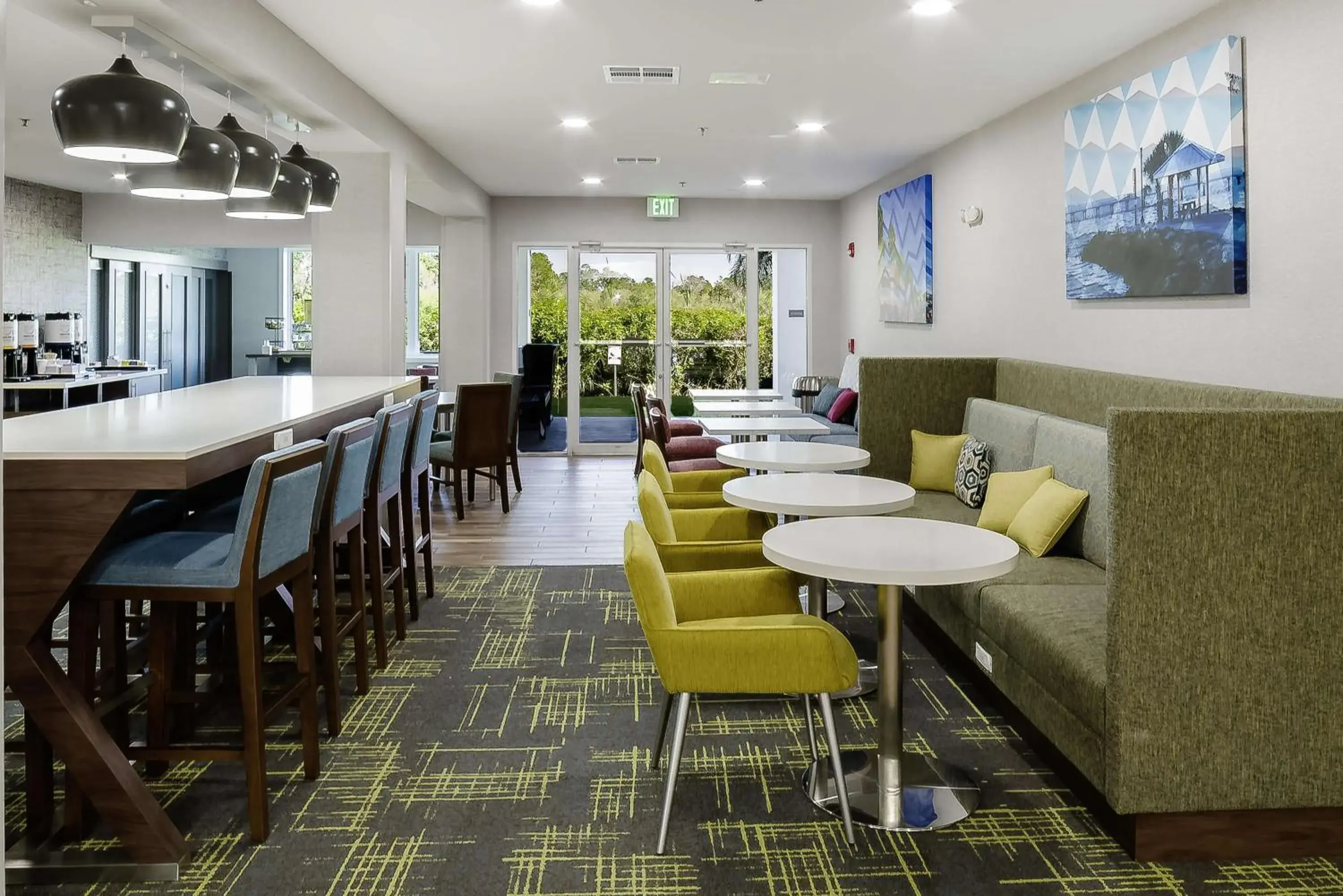 Lobby or reception, Lounge/Bar in Hampton Inn By Hilton Port Charlotte