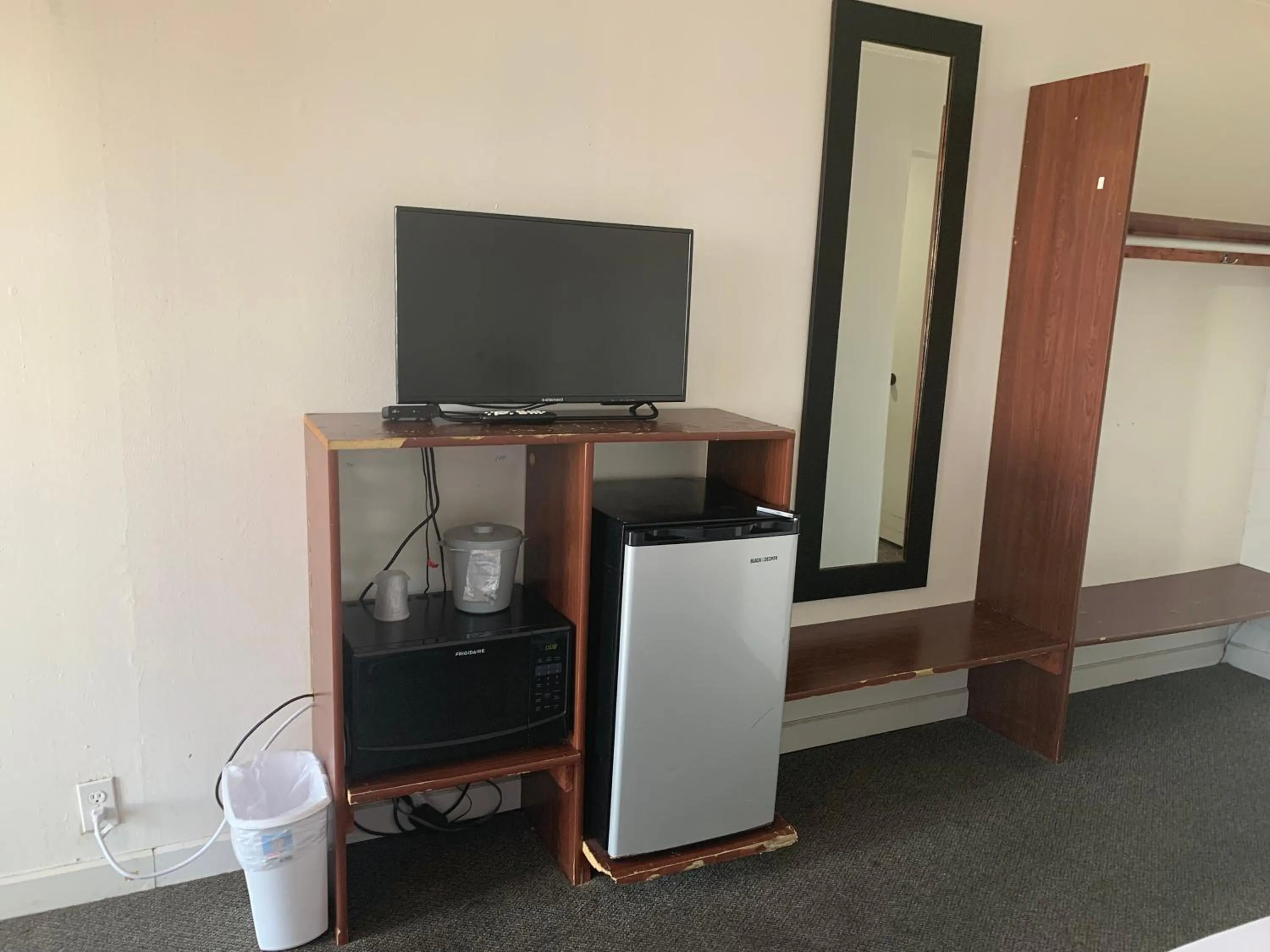 TV and multimedia in Royal Inn Casper