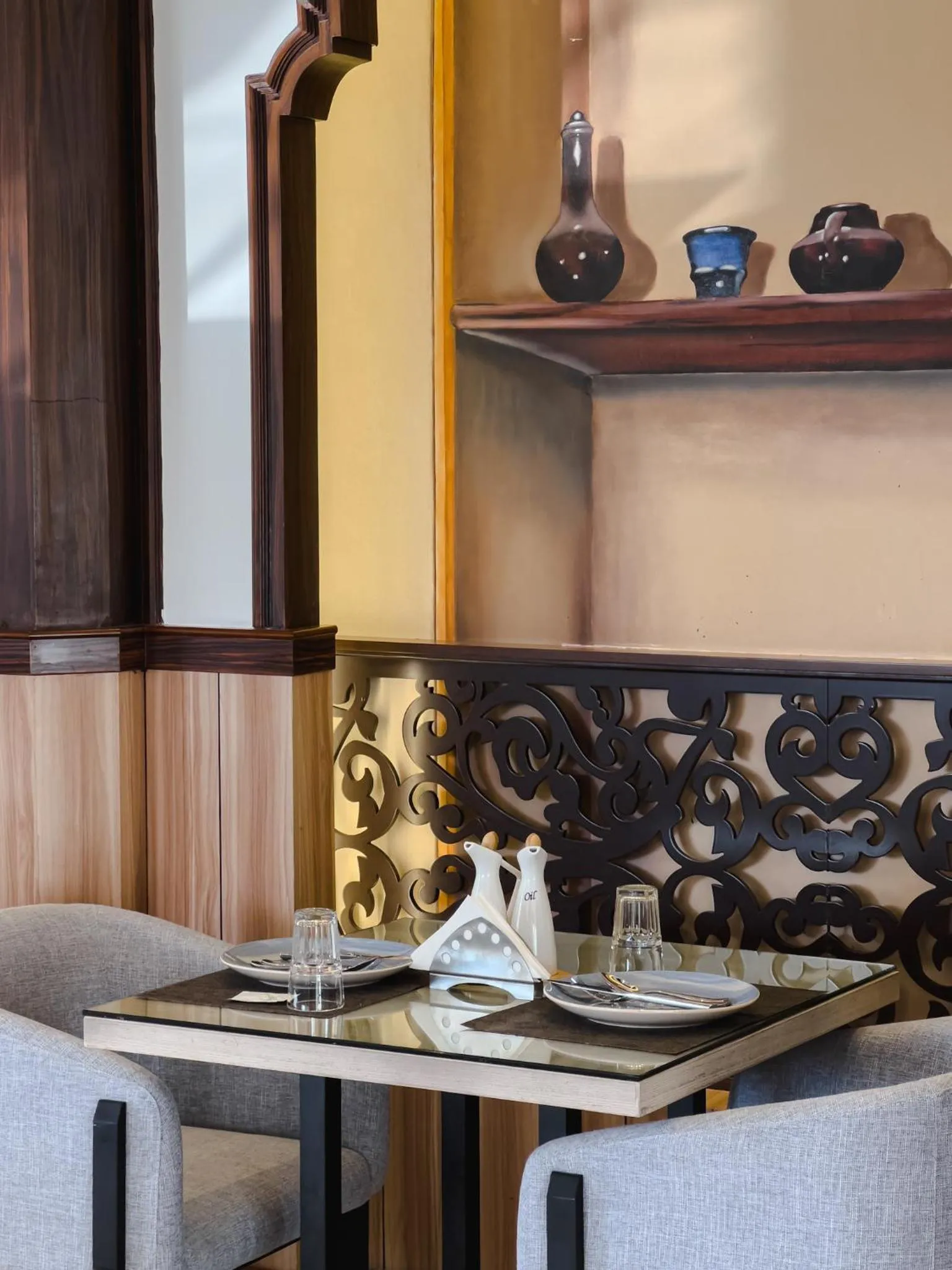 Restaurant/places to eat in Al Maha Int Hotel Oman