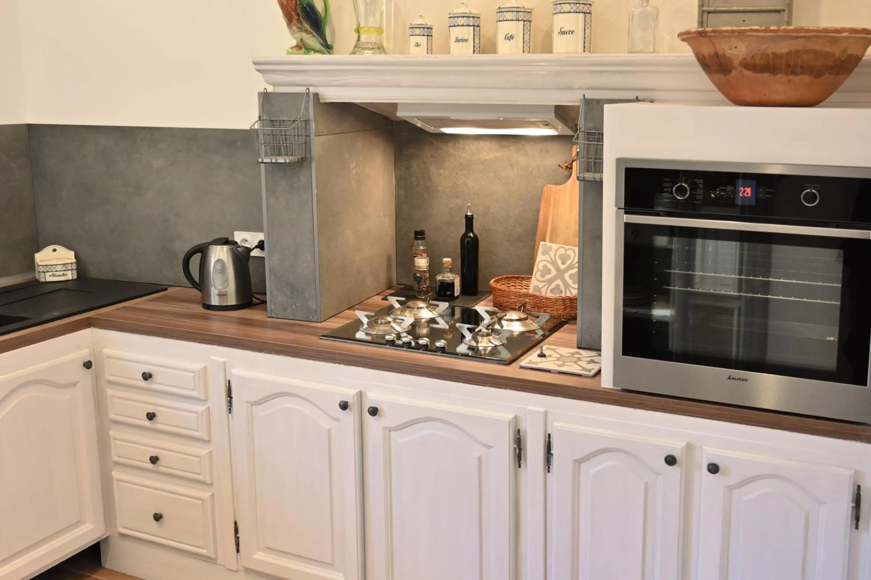 Kitchen or kitchenette in Mazet Des Artistes