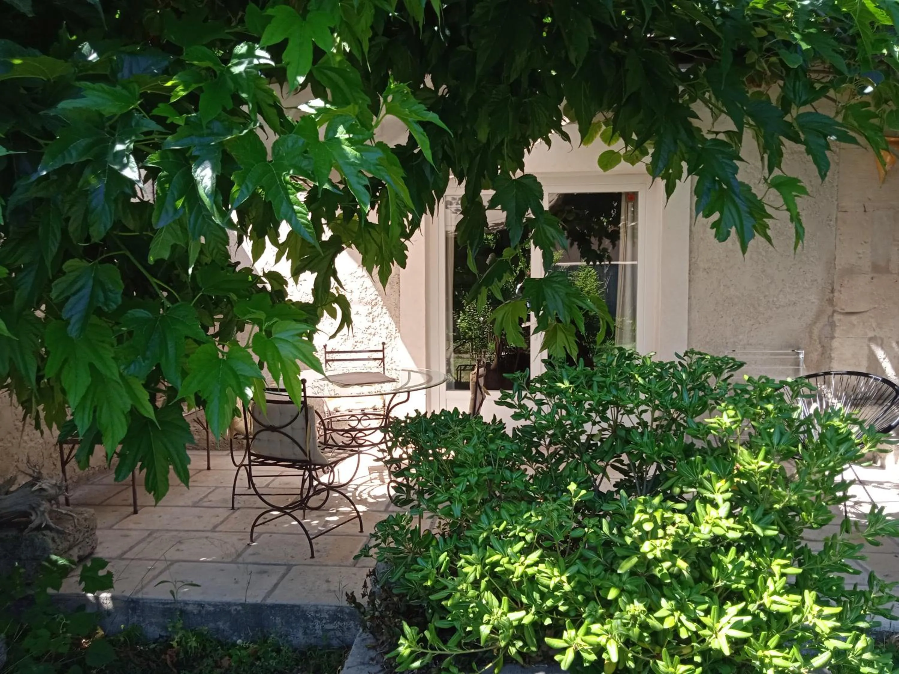 Patio in Mazet Des Artistes