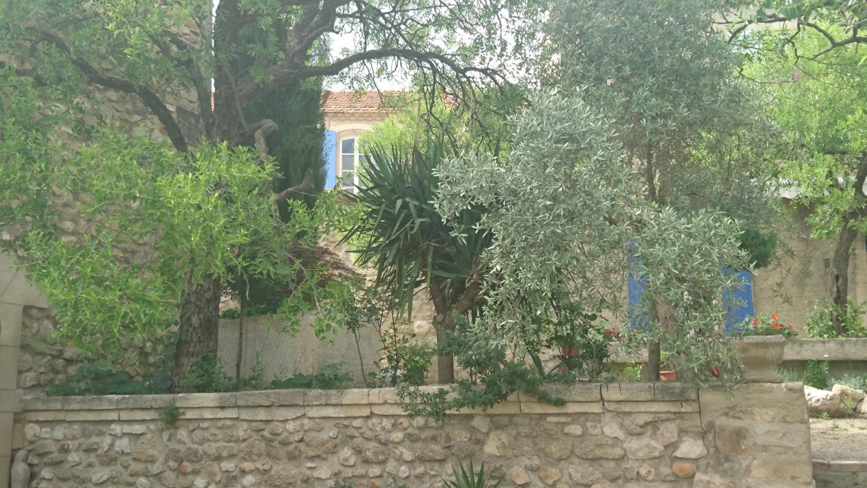 Property building in Mazet Des Artistes