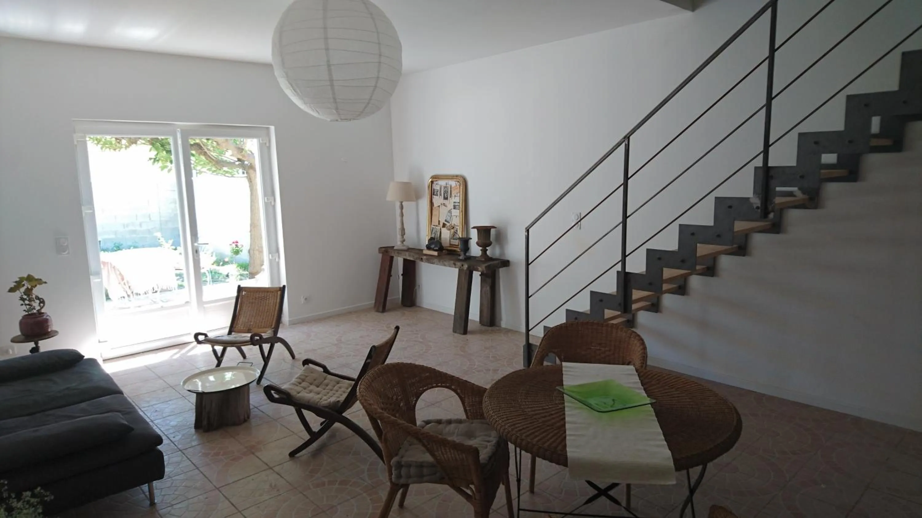 Seating area in Mazet Des Artistes