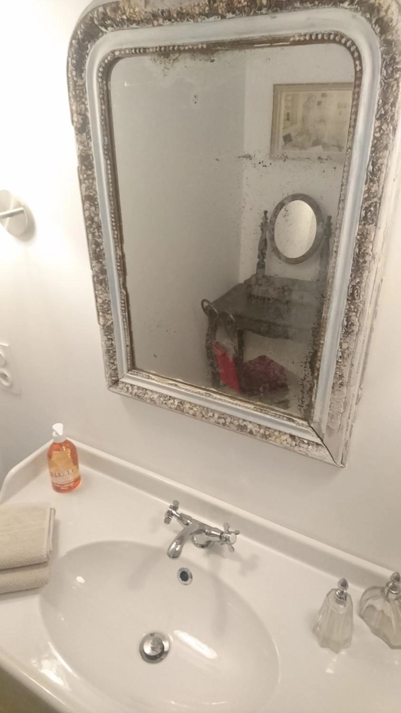 Bathroom in Mazet Des Artistes