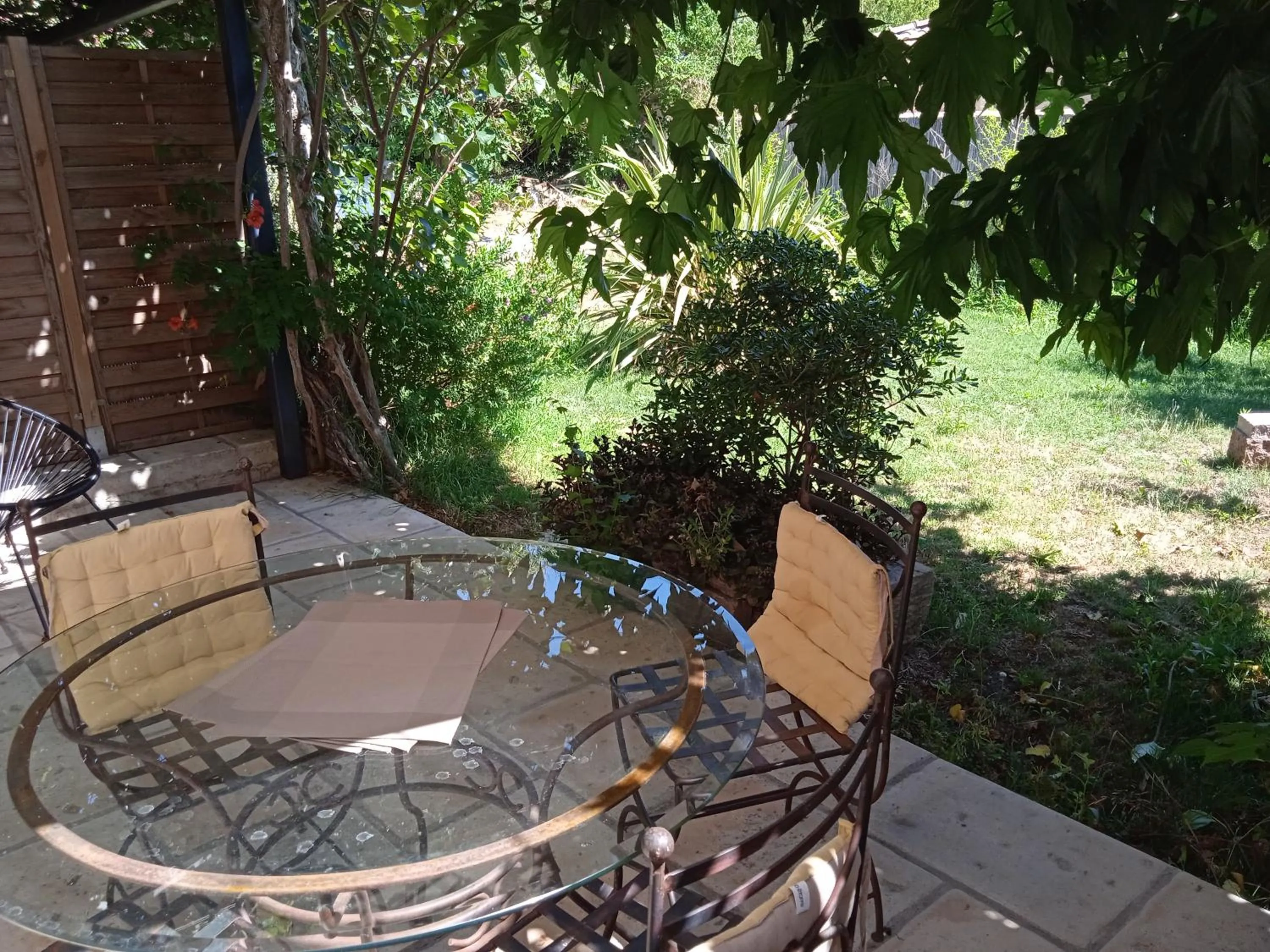 Patio in Mazet Des Artistes