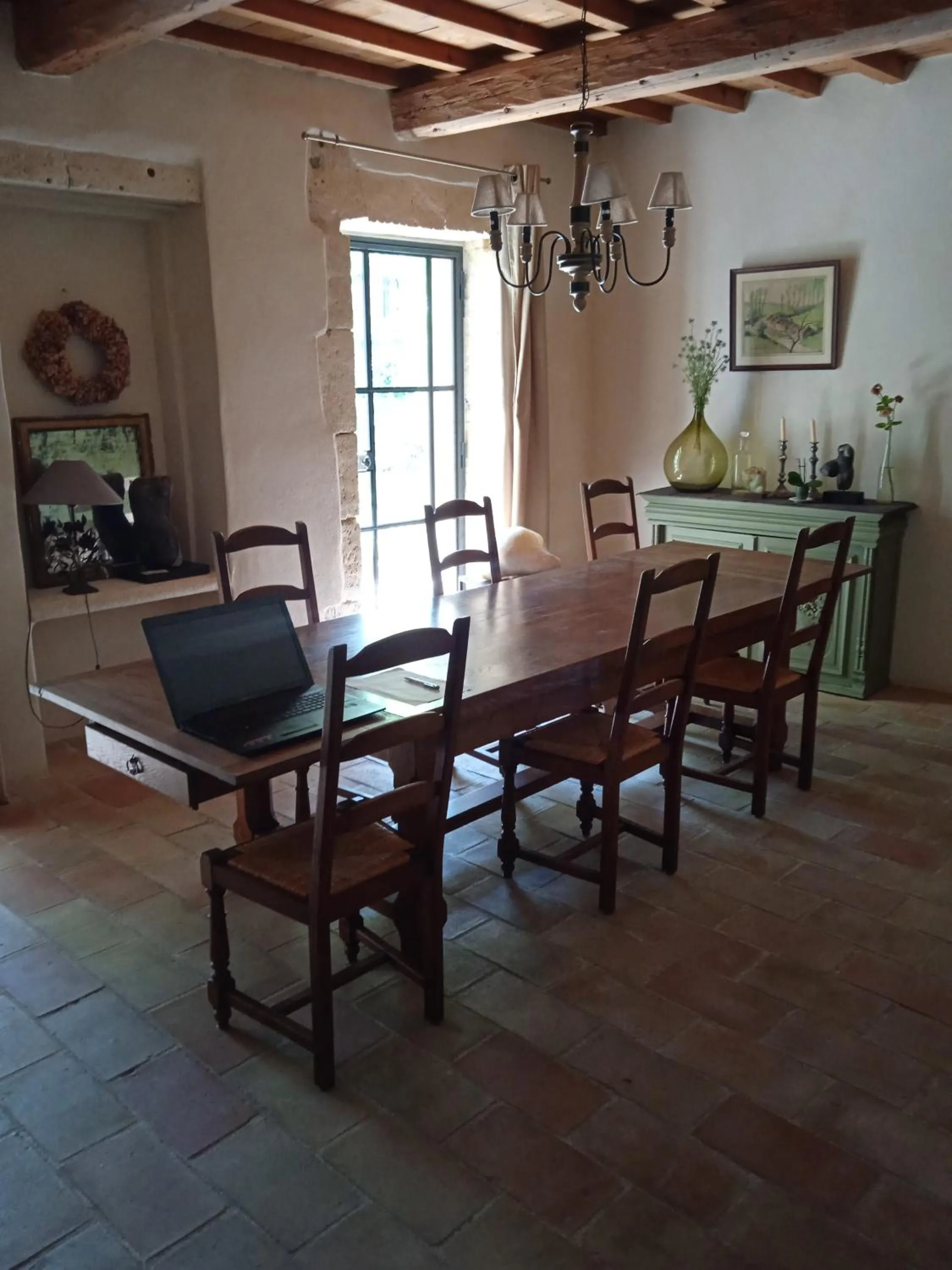Dining area in Mazet Des Artistes