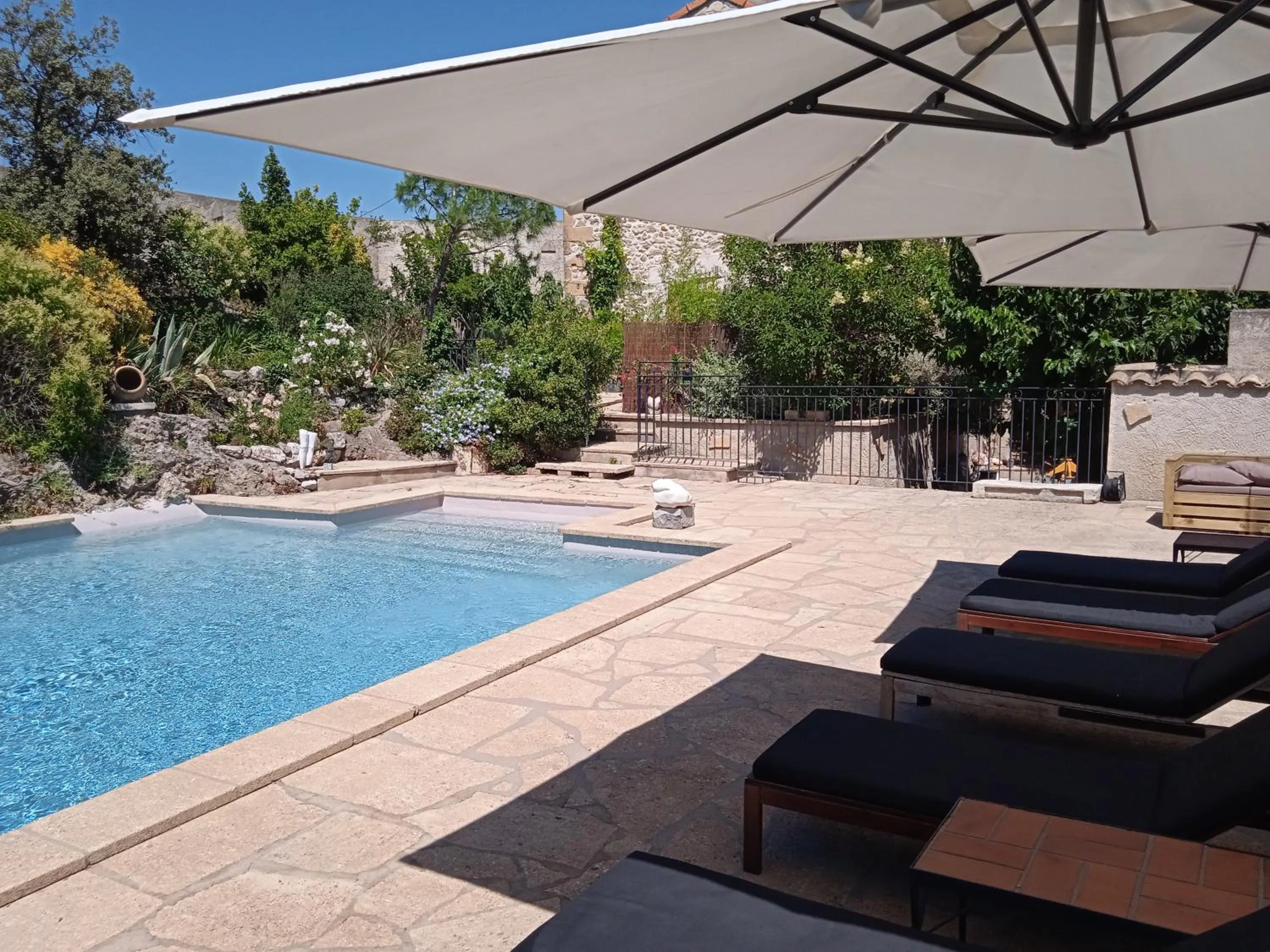 Swimming pool in Mazet Des Artistes