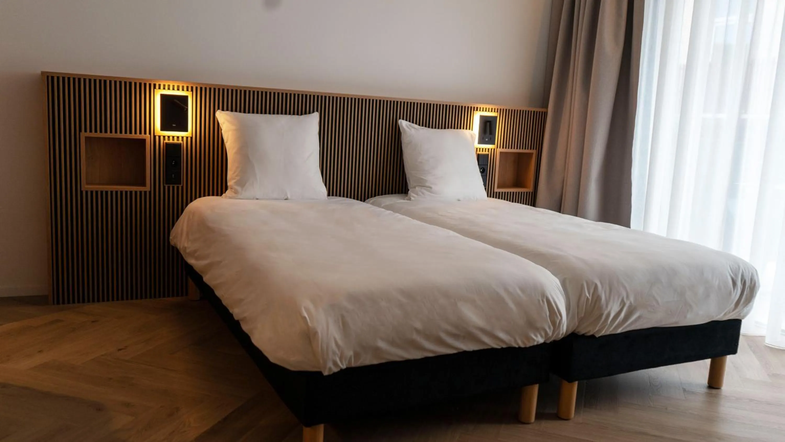 Bedroom, Bed in Brit Hotel Grand Hotel Munster