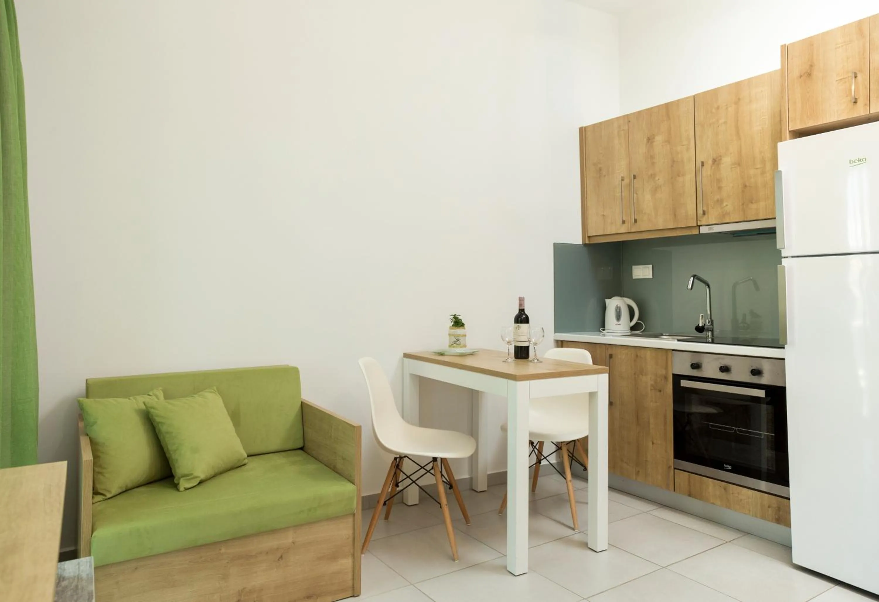 Kitchen or kitchenette in Castell Hotel