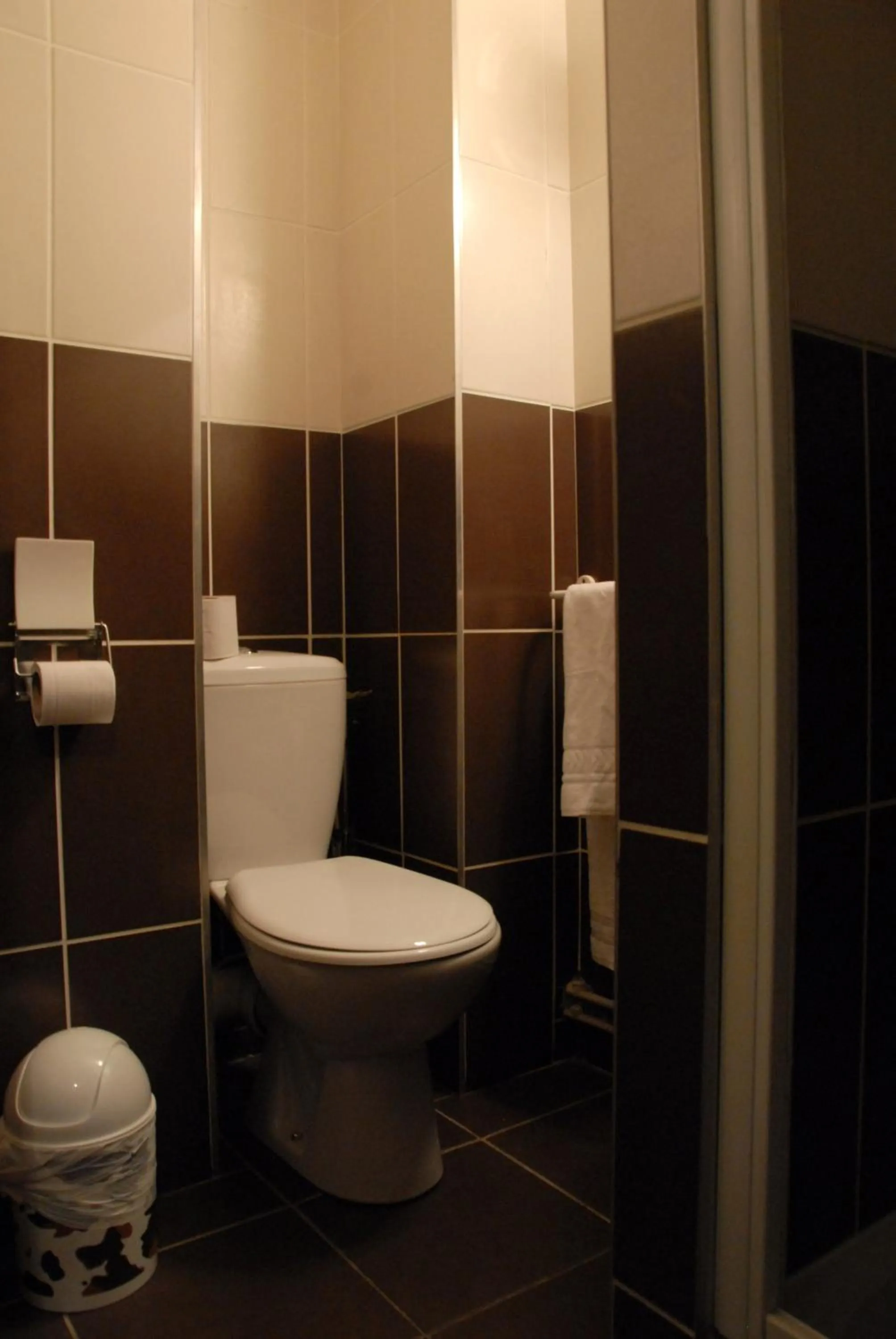 Bathroom in Hotel de Bretagne