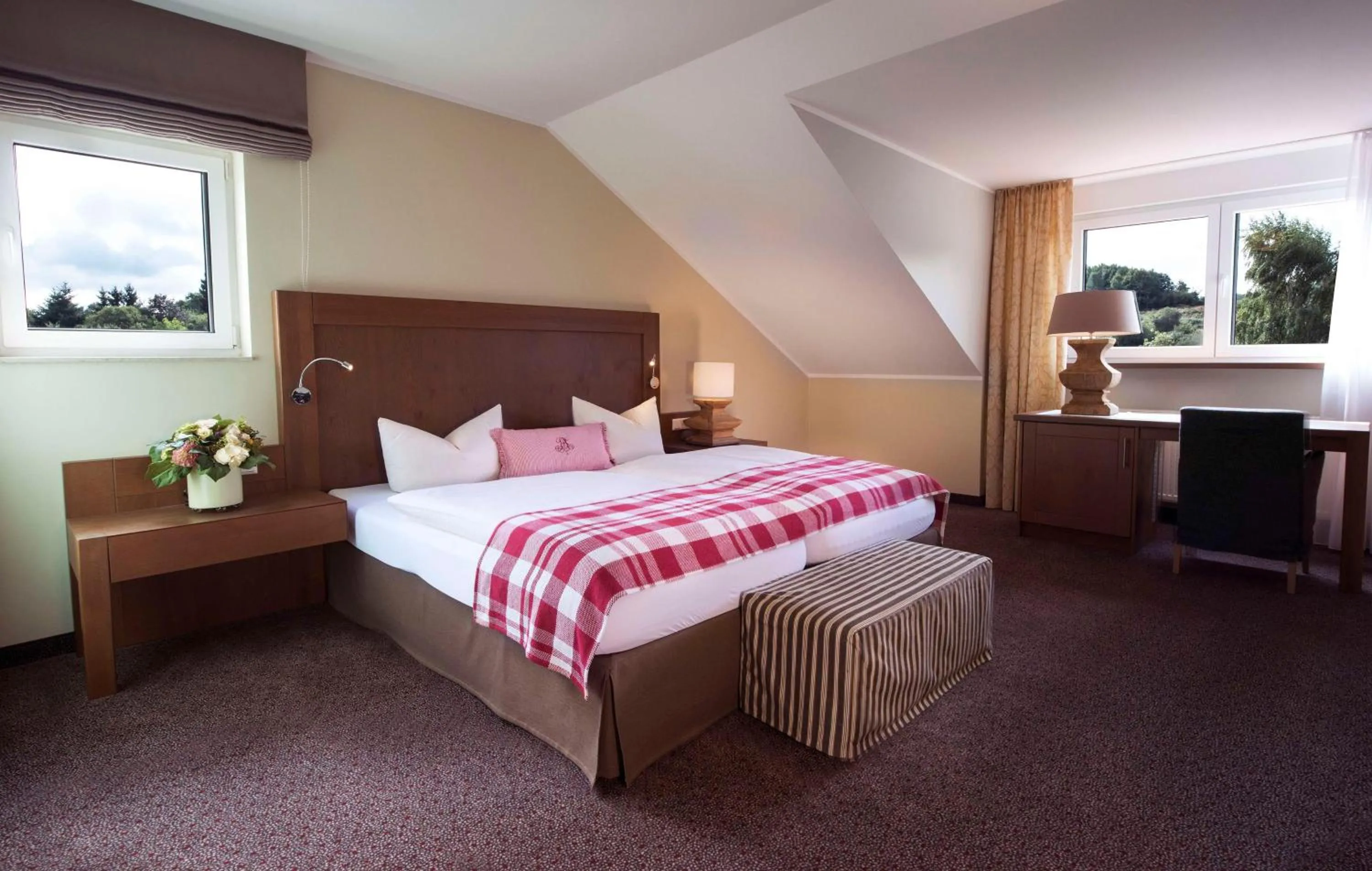 Photo of the whole room, Bed in Best Western Hotel Brunnenhof