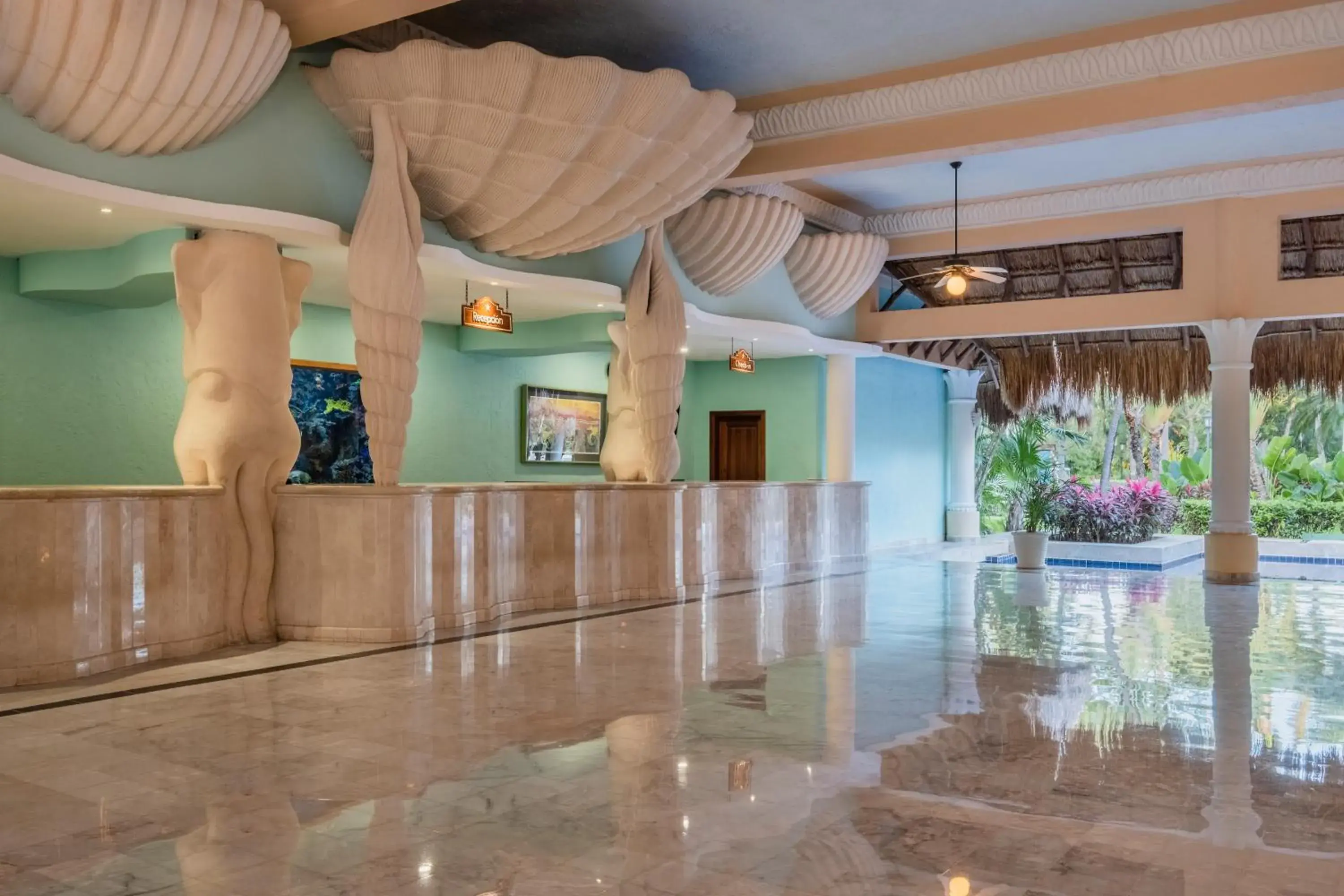 Lobby or reception in Iberostar Waves Paraíso del Mar - All Inclusive Lobby or reception in Iberostar Waves Paraíso del Mar - All Inclusive