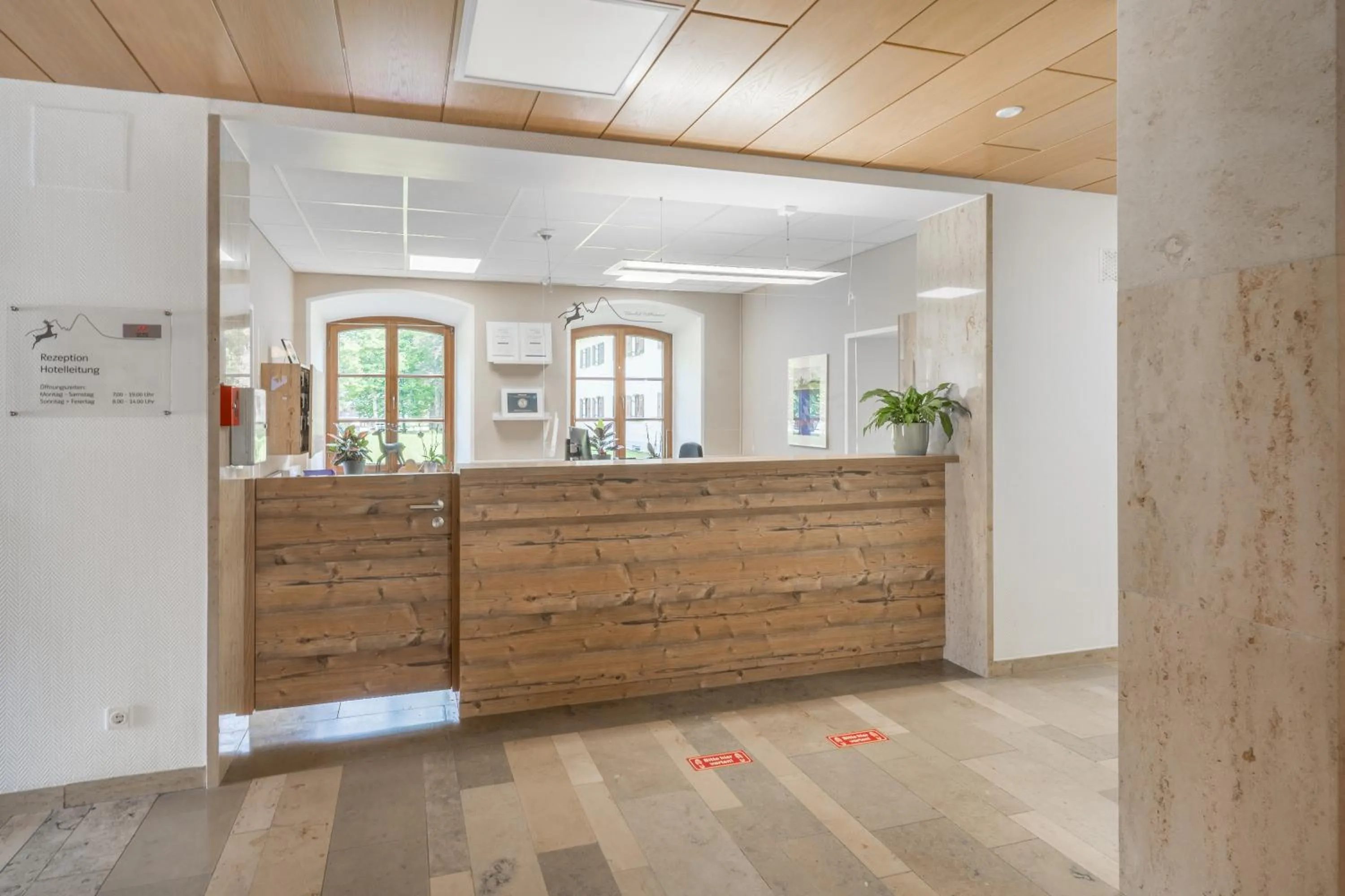 Lobby or reception in BSW Hotel Hubertus-Park