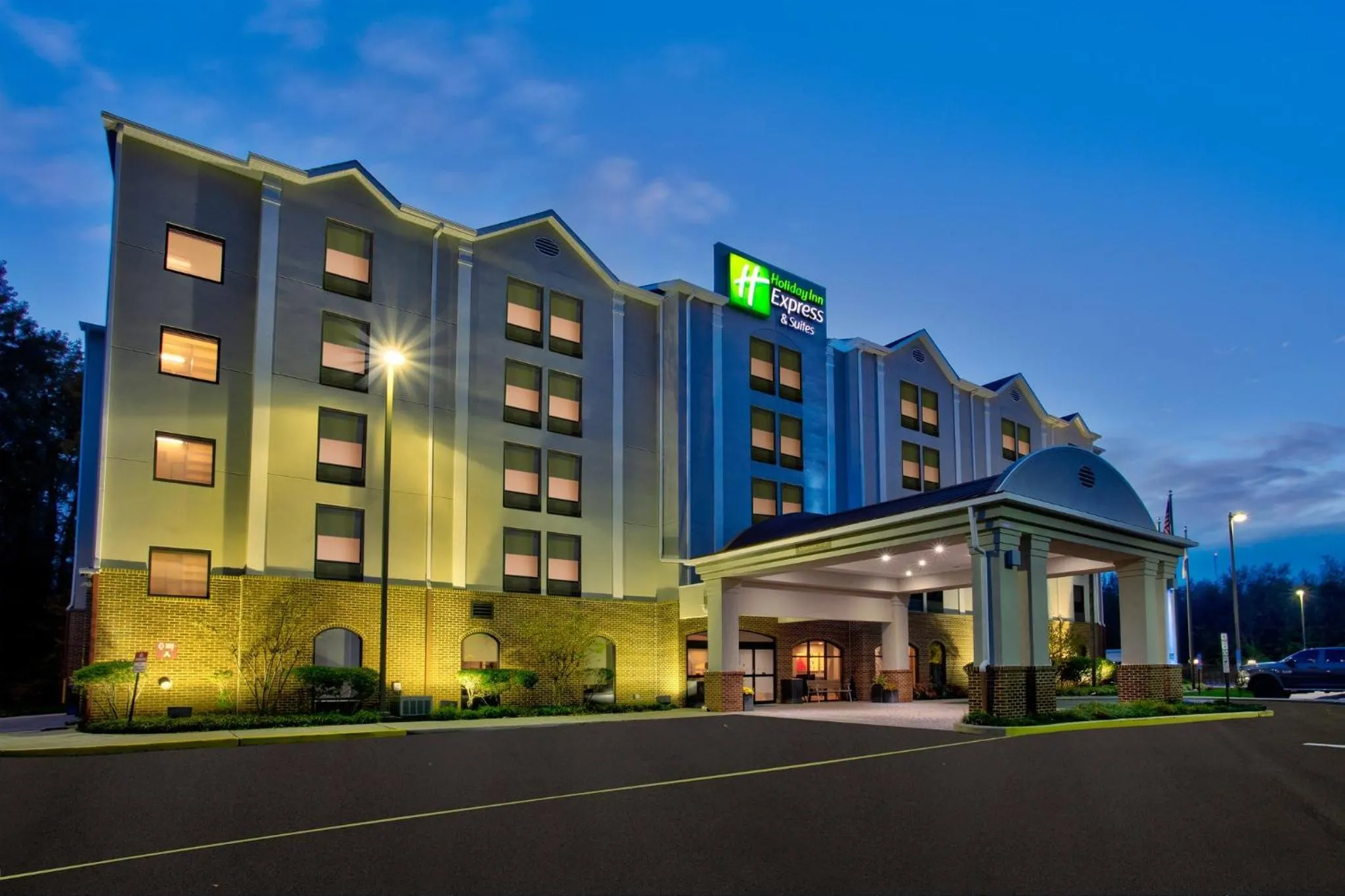 Property building in Holiday Inn Express Hotel & Suites Dover by IHG