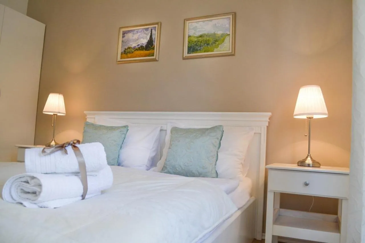 Photo of the whole room, Bed in Happy Apartments Mostar