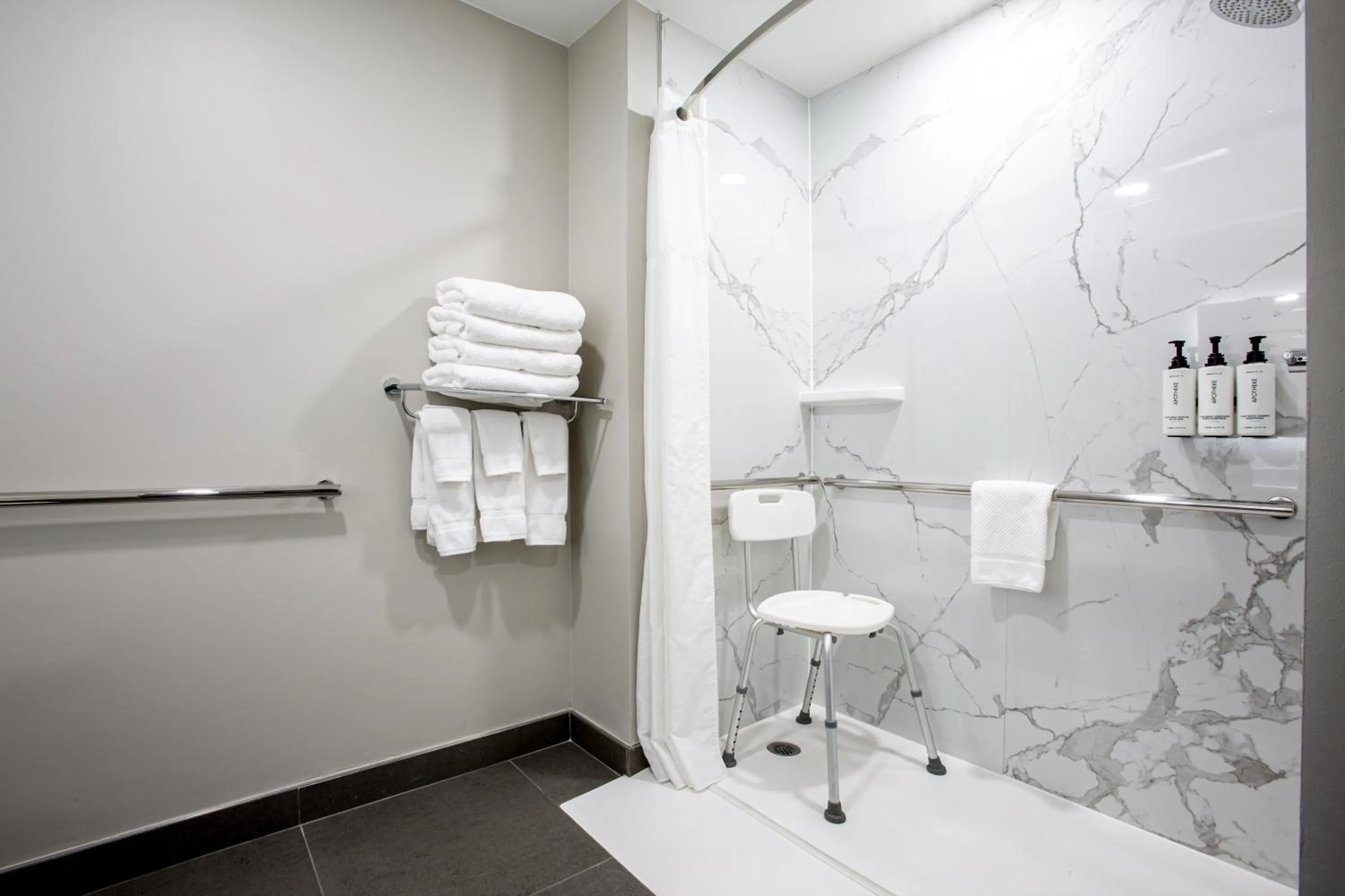 Bathroom in voco Flagstaff by IHG