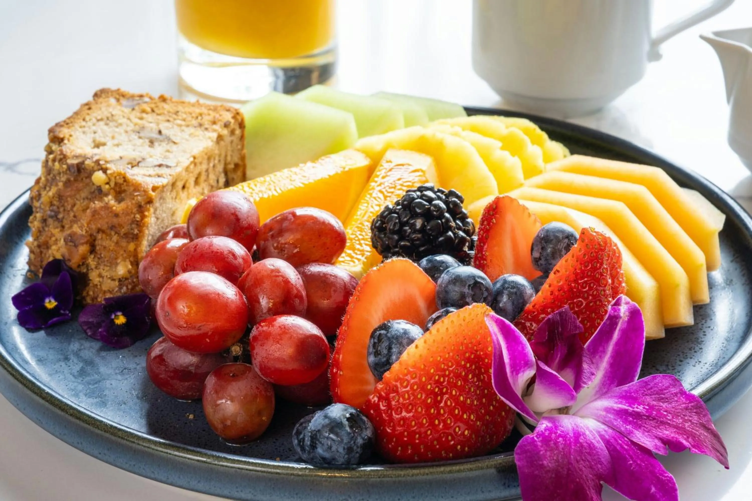 Lounge or bar in Delta Hotels by Marriott West Palm Beach