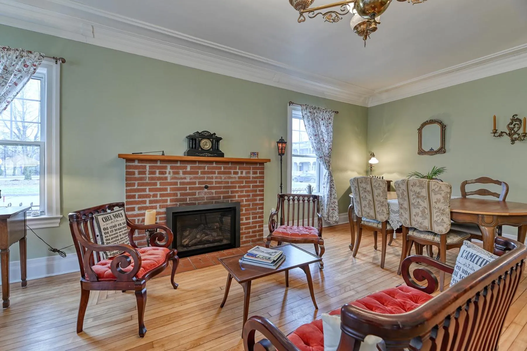 Dining area, Seating Area in La Maison Collins B&B