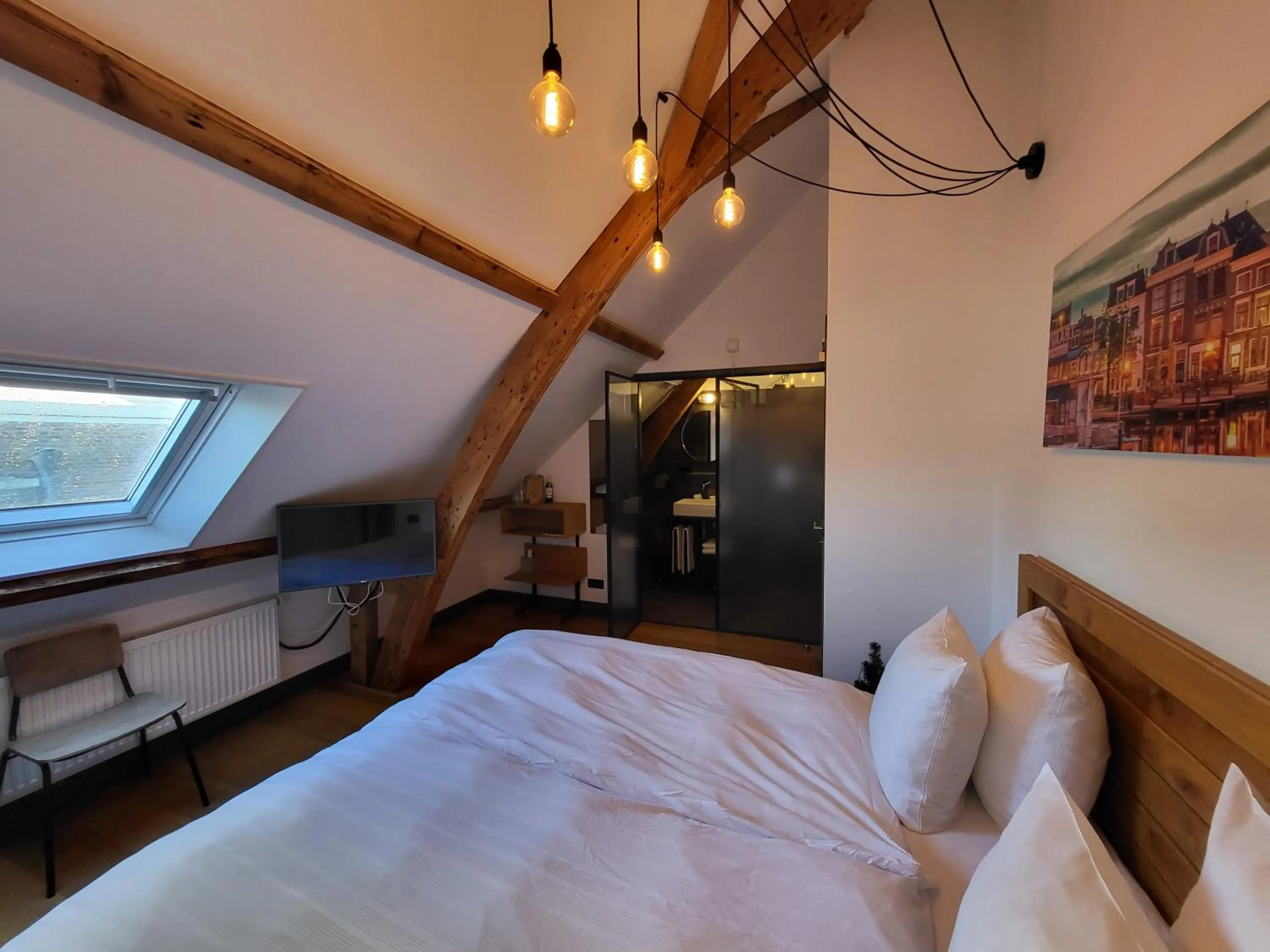 Photo of the whole room, Bed in Boutique Hotel d'Oude Morsch