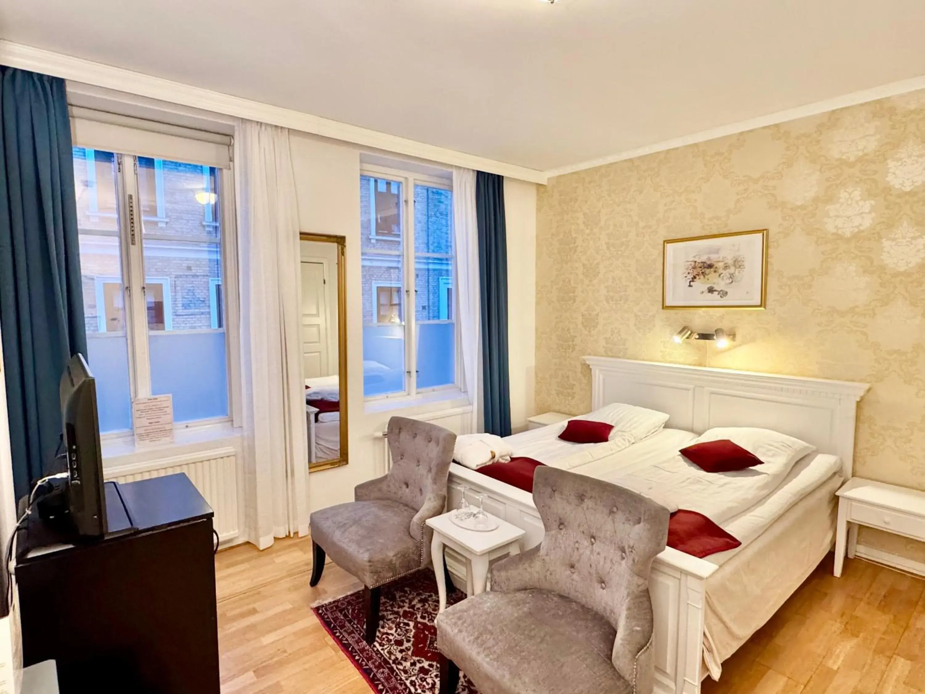 Photo of the whole room, Bed in Hotel Concordia Photo of the whole room, Bed in Hotel Concordia