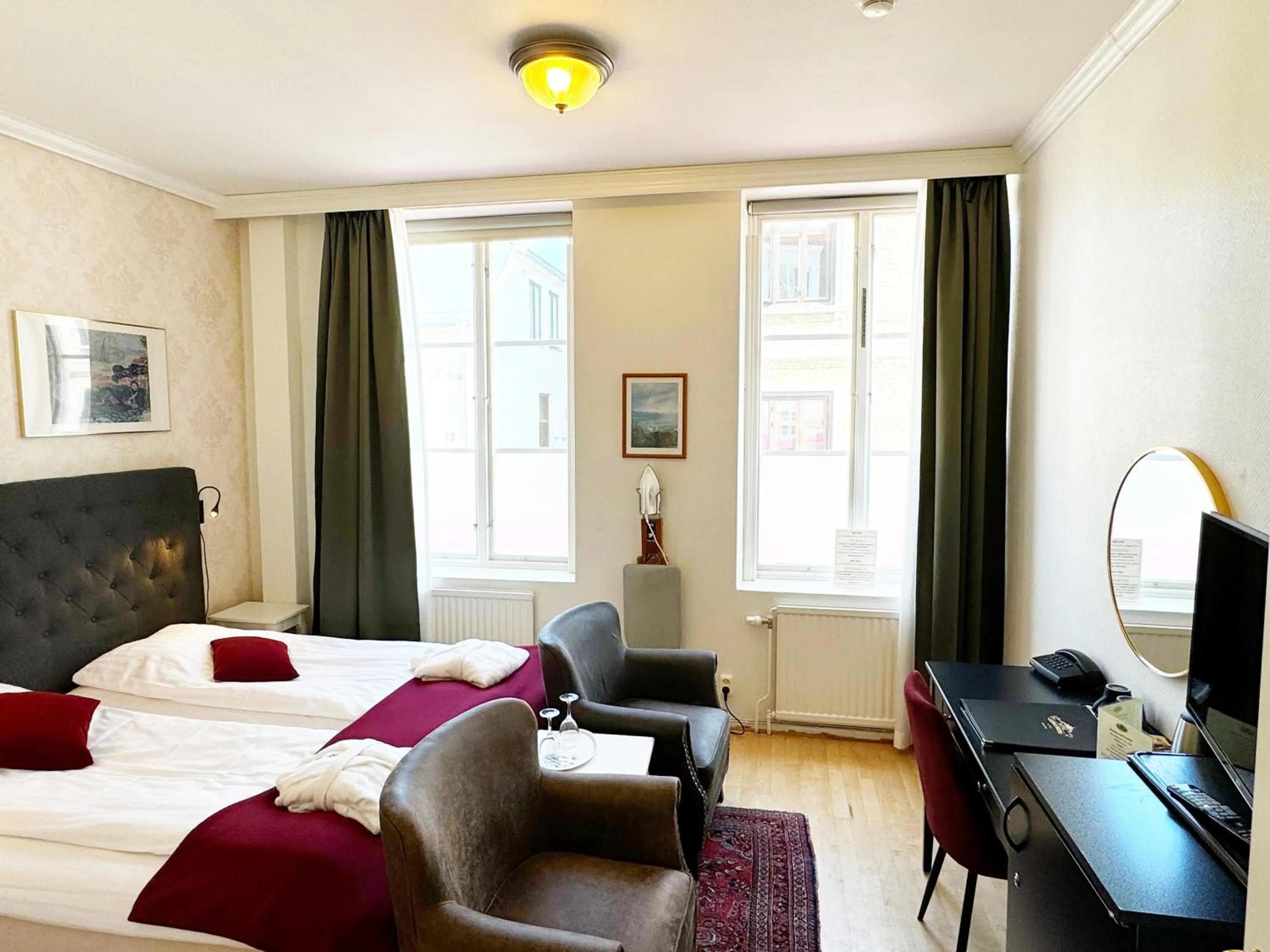 Photo of the whole room, Bed in Hotel Concordia