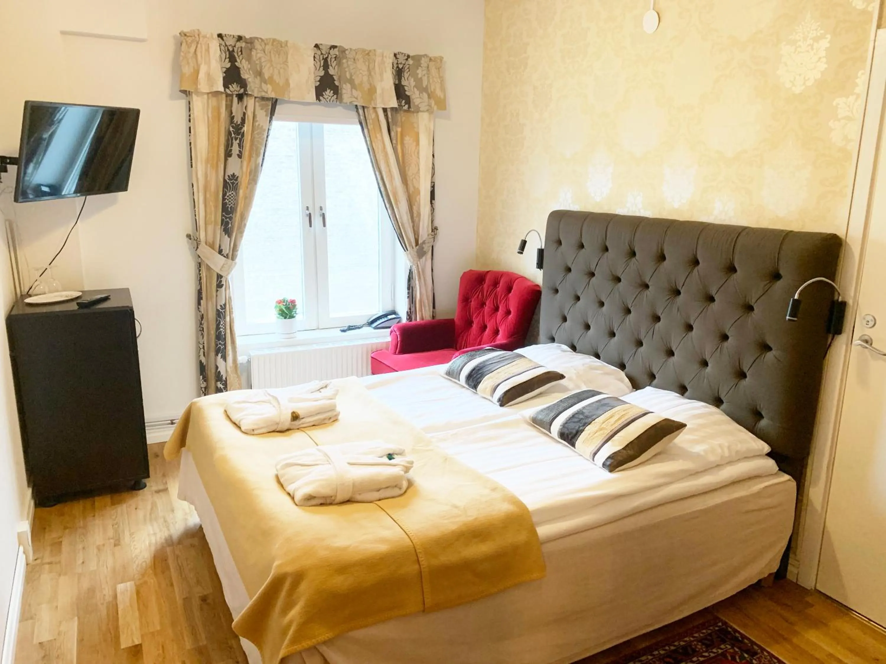 Bed in Hotel Concordia