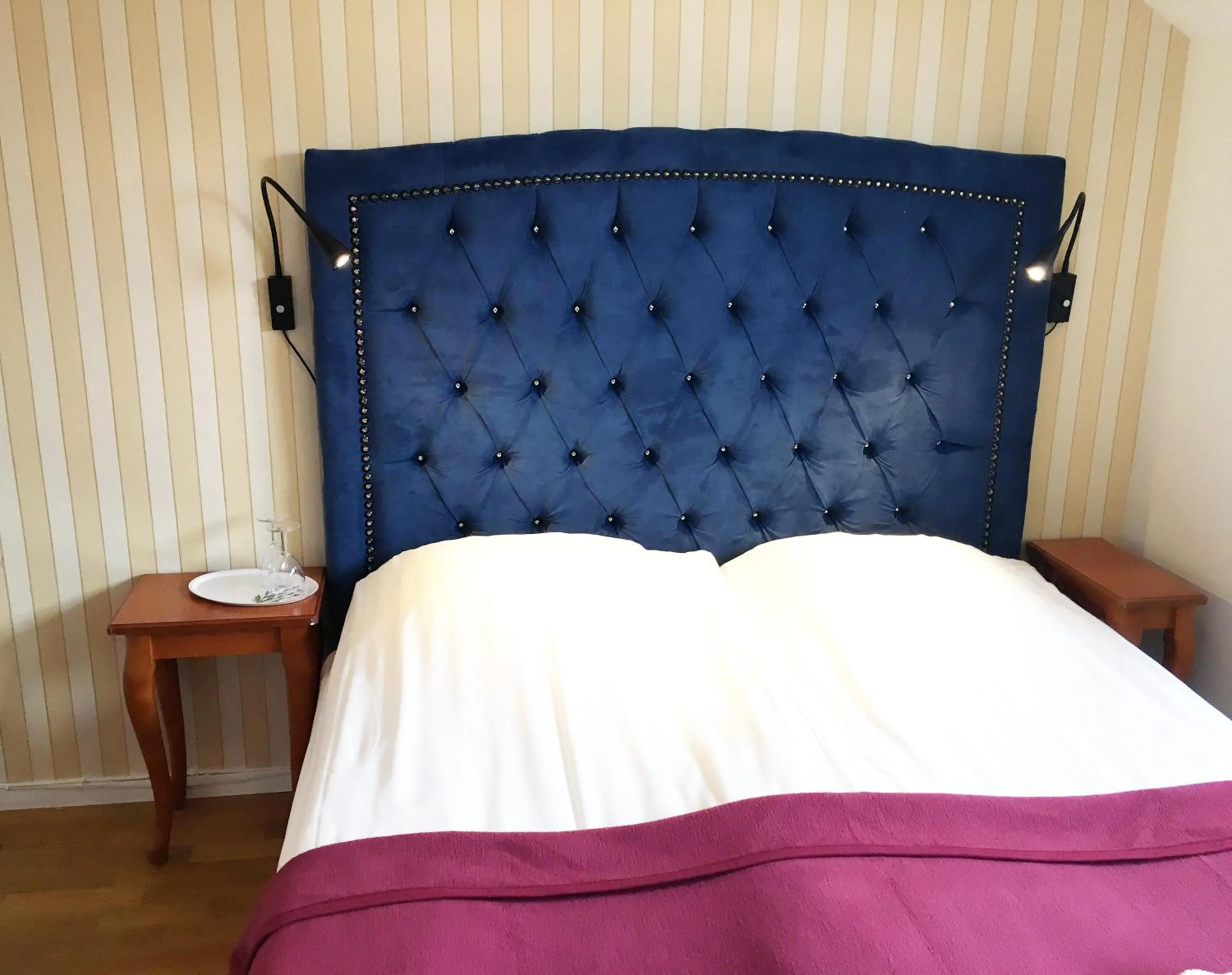 Bed in Hotel Concordia