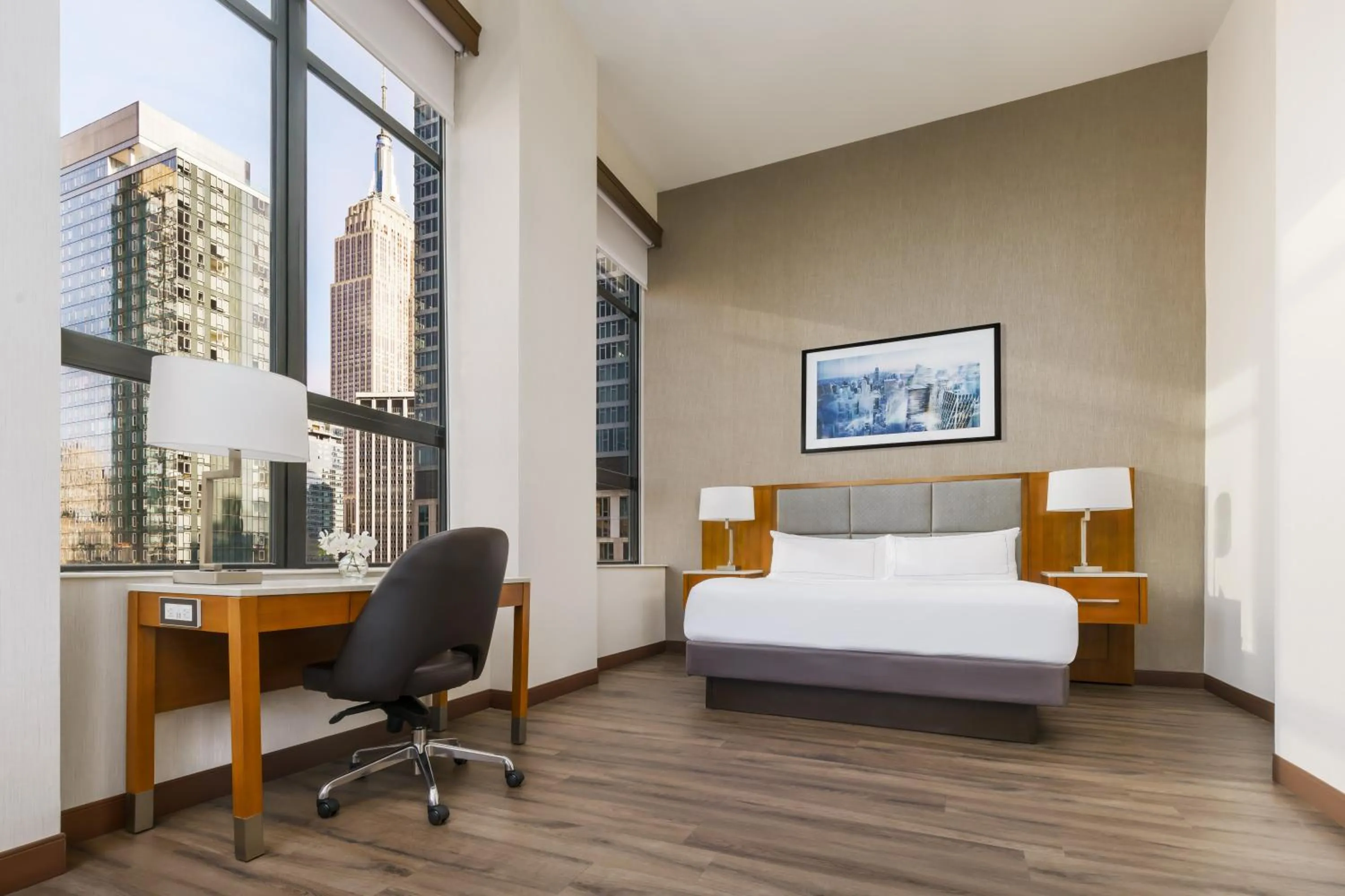 Photo of the whole room, Bed in DoubleTree by Hilton Hotel New York City - Chelsea